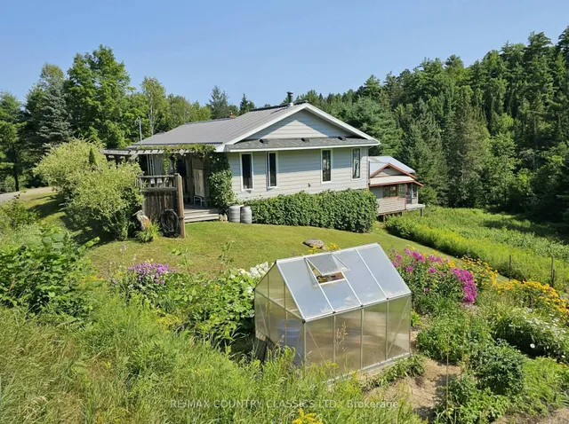 888 Wilno South Rd, Wilno 2