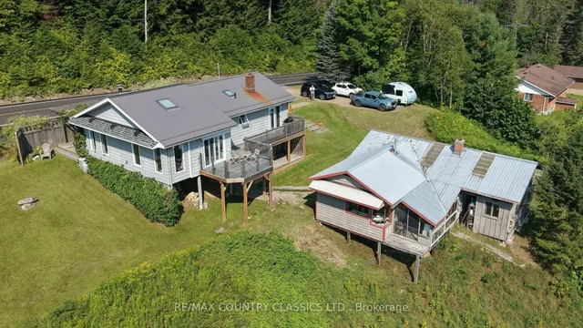 888 Wilno South Rd, Wilno 4