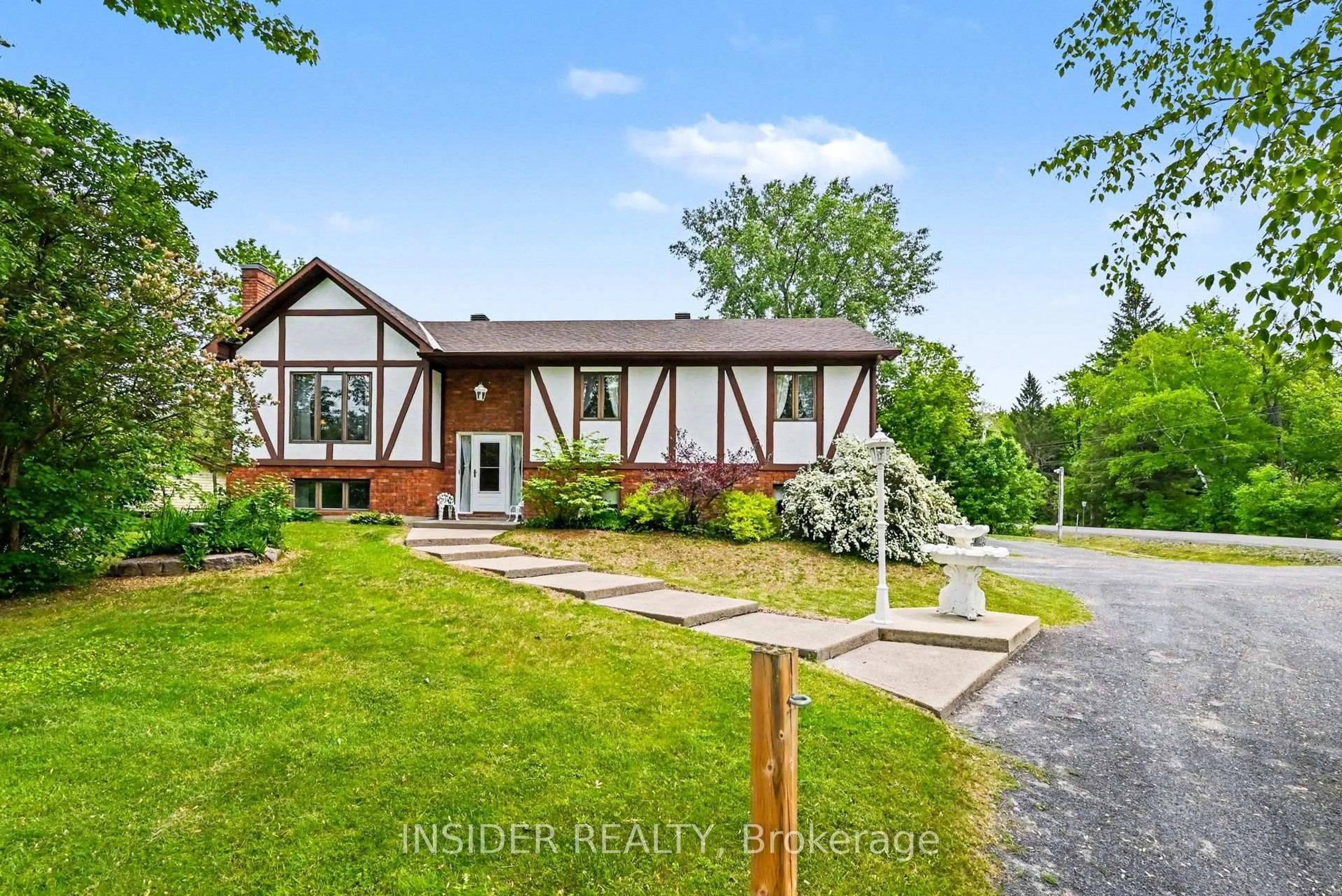 Unknown for 1887 Canaan Rd, Clarence-Rockland Ontario K4K 1K9