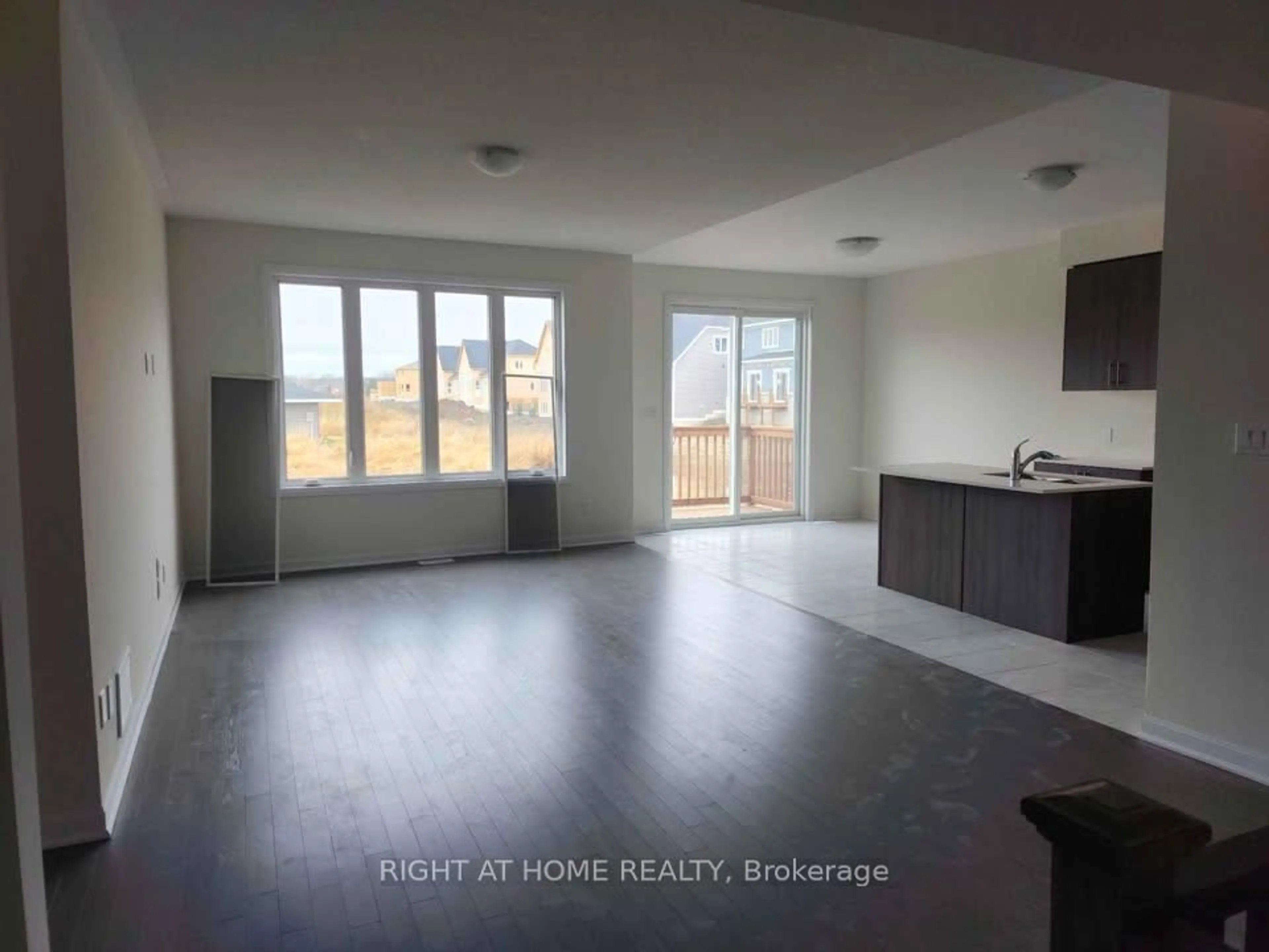 A pic of a room for 13 Oakmont Dr, Bath Ontario K0H 1G0