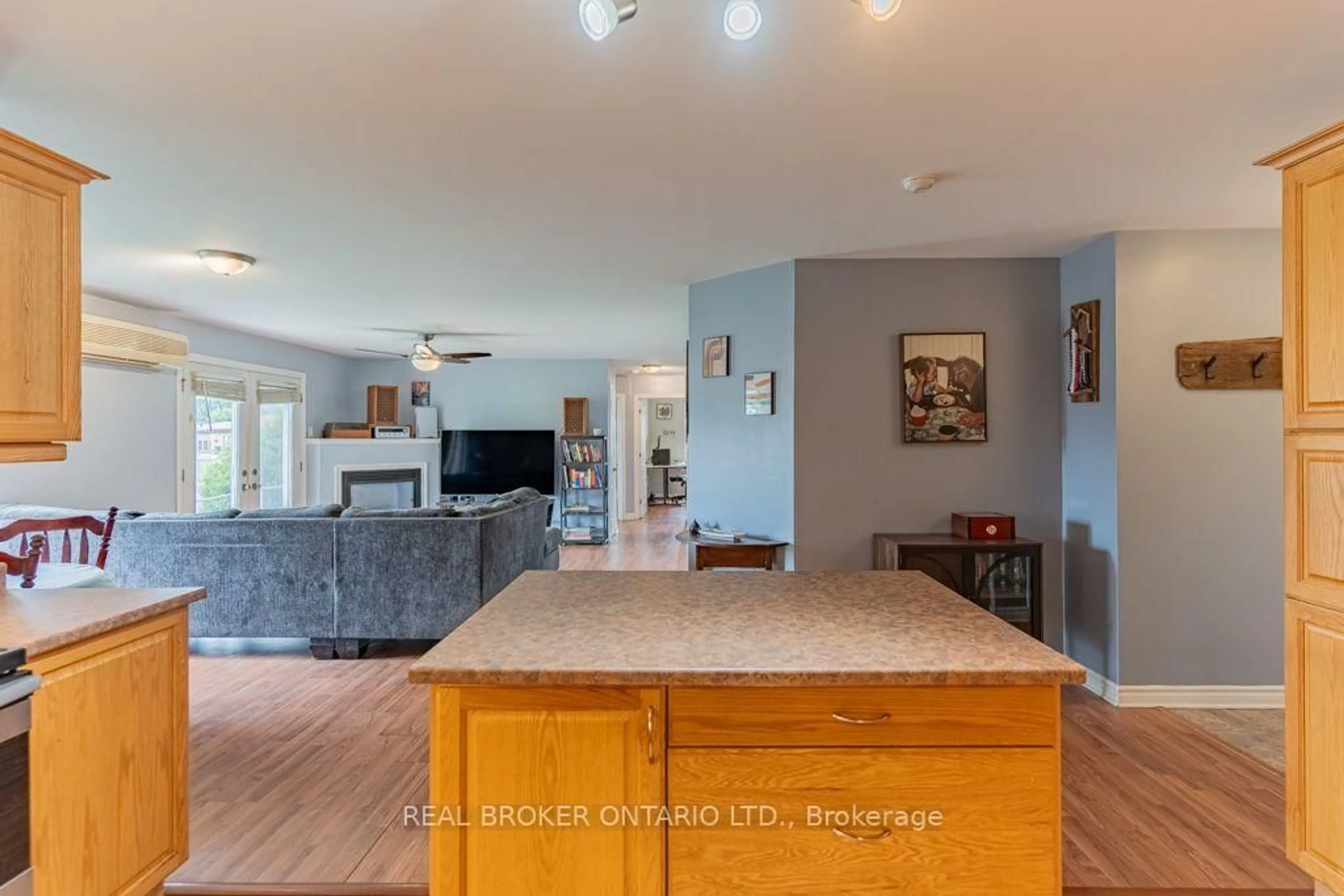 Open concept kitchen, unknown for 32 La Croisee St #103, Russell Ontario K0A 1W0