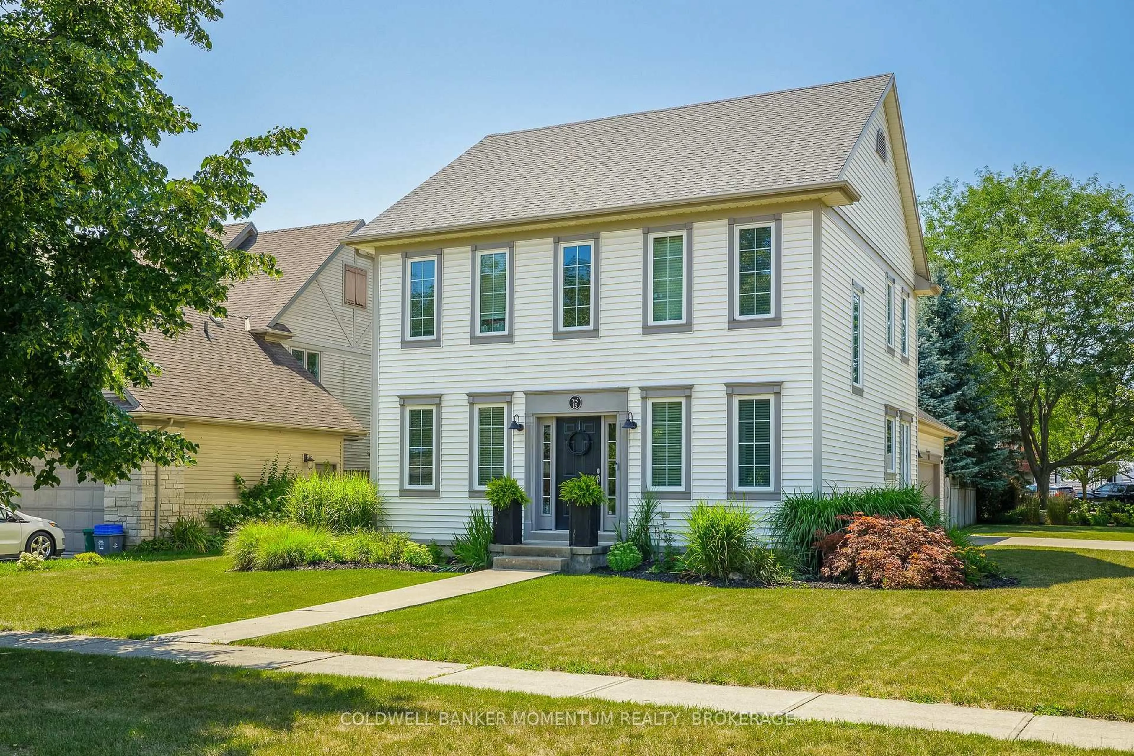 Home with vinyl exterior material, street for 15 Virginia St, Welland Ontario L3C 7A5