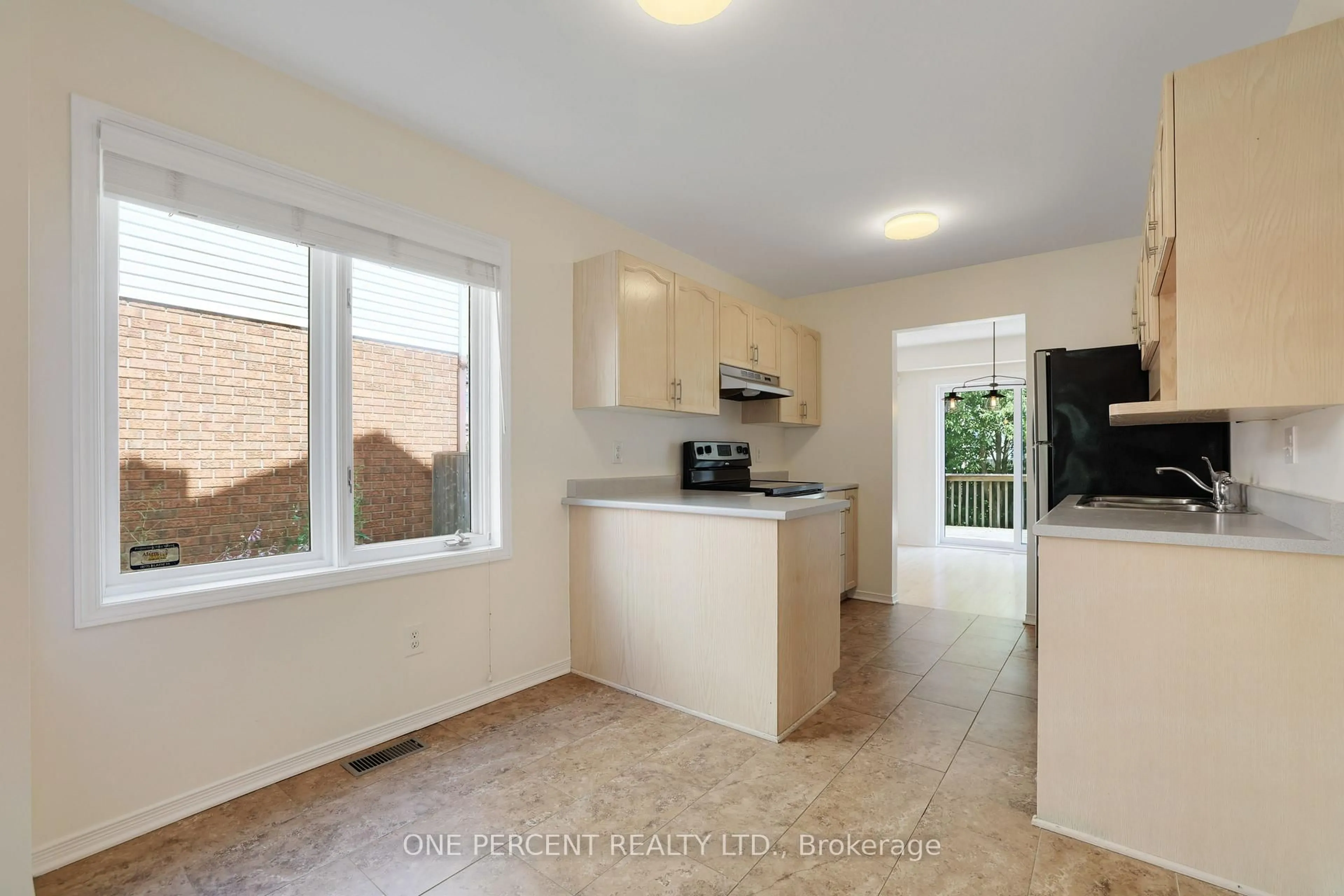 Standard kitchen, unknown for 9 Harrington Crt, Ottawa Ontario K2K 2S7