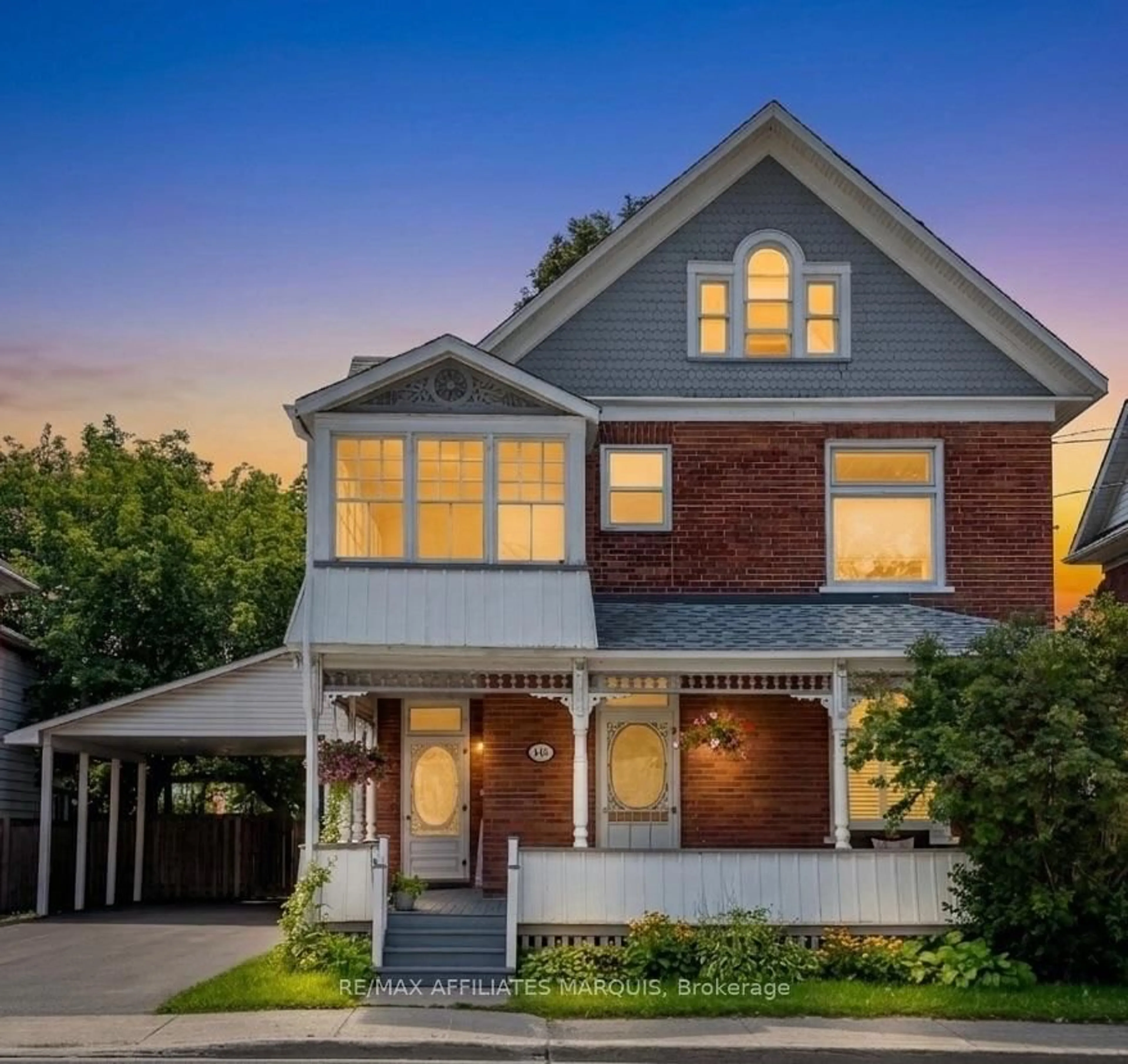Home with brick exterior material, street for 100 Elmsley St, Smiths Falls Ontario K7A 2H2