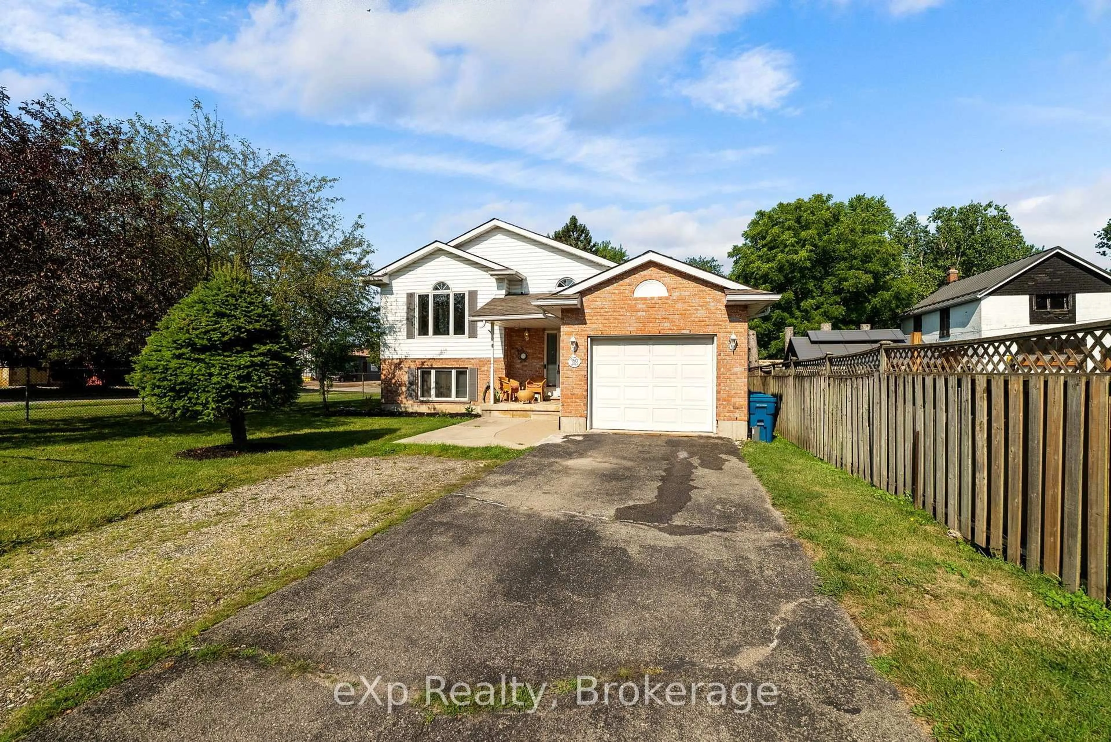 A pic from outside/outdoor area/front of a property/back of a property/a pic from drone, street for 150 Trinity St, Stratford Ontario N5A 4P6