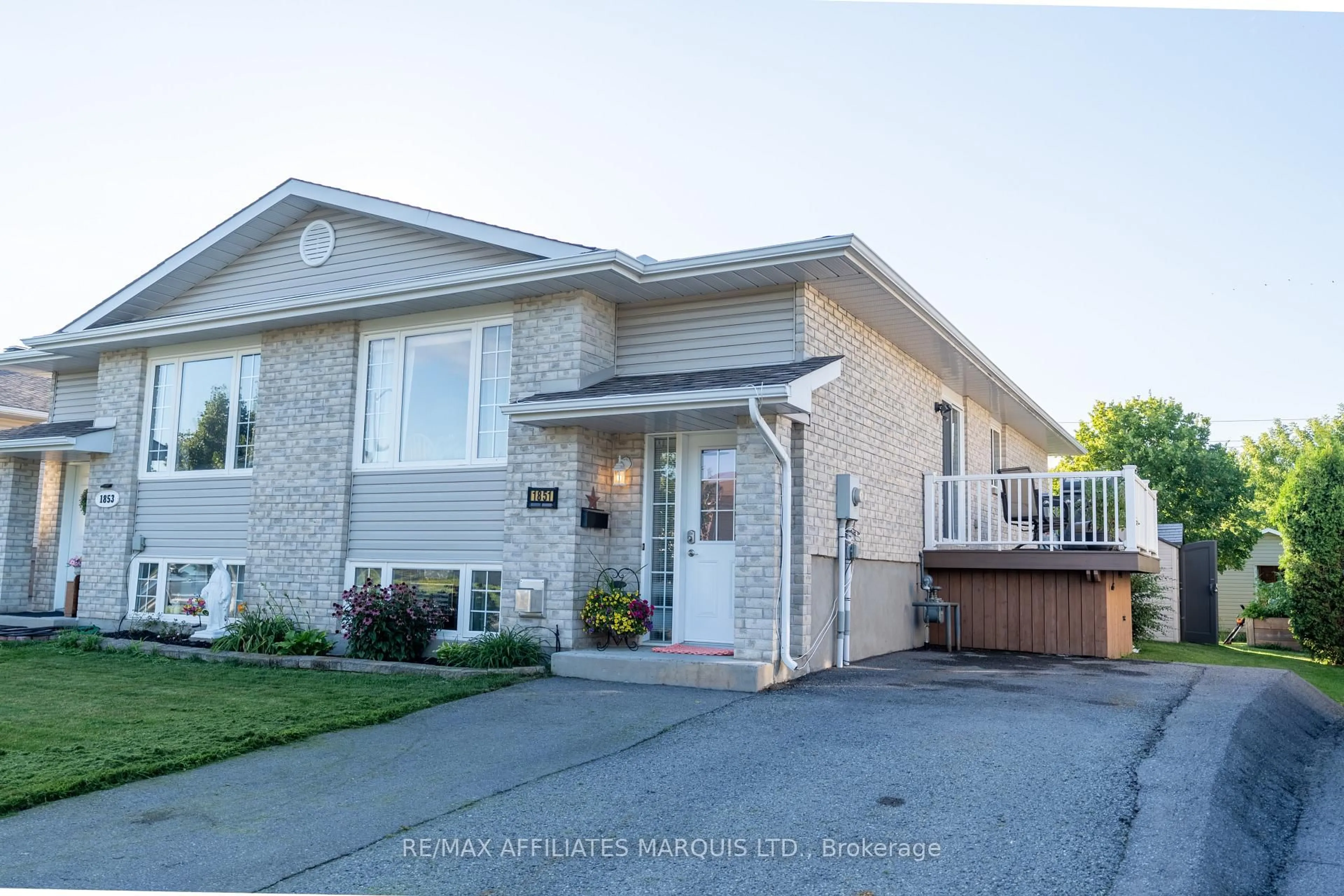Unknown for 1851 Cumberland St, Cornwall Ontario K6J 0A1