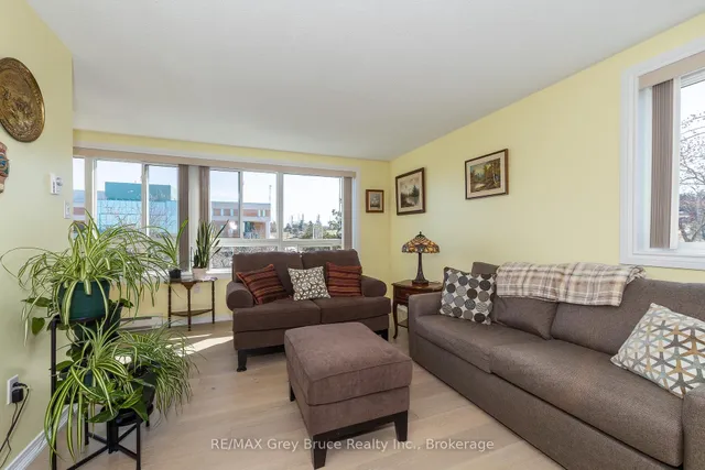 850 6th St #502, Owen Sound 5