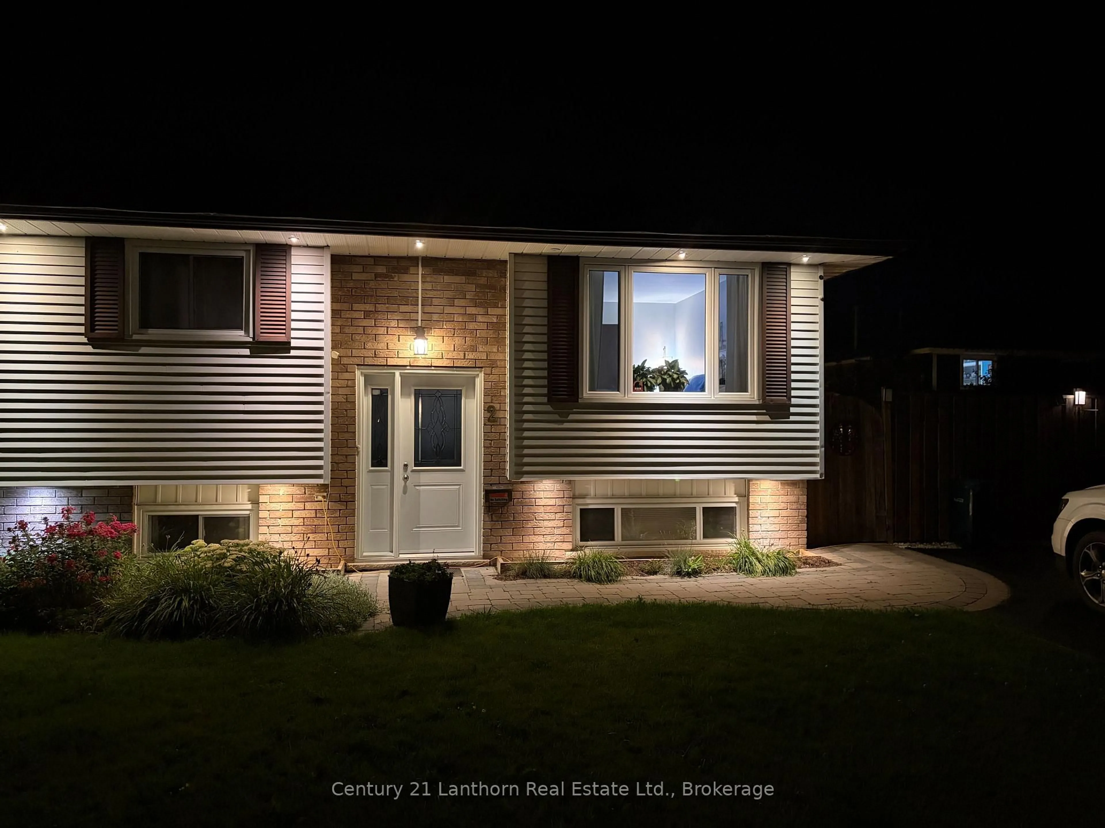 Unknown for 2 Dixie Pl, Belleville Ontario K8P 5A9