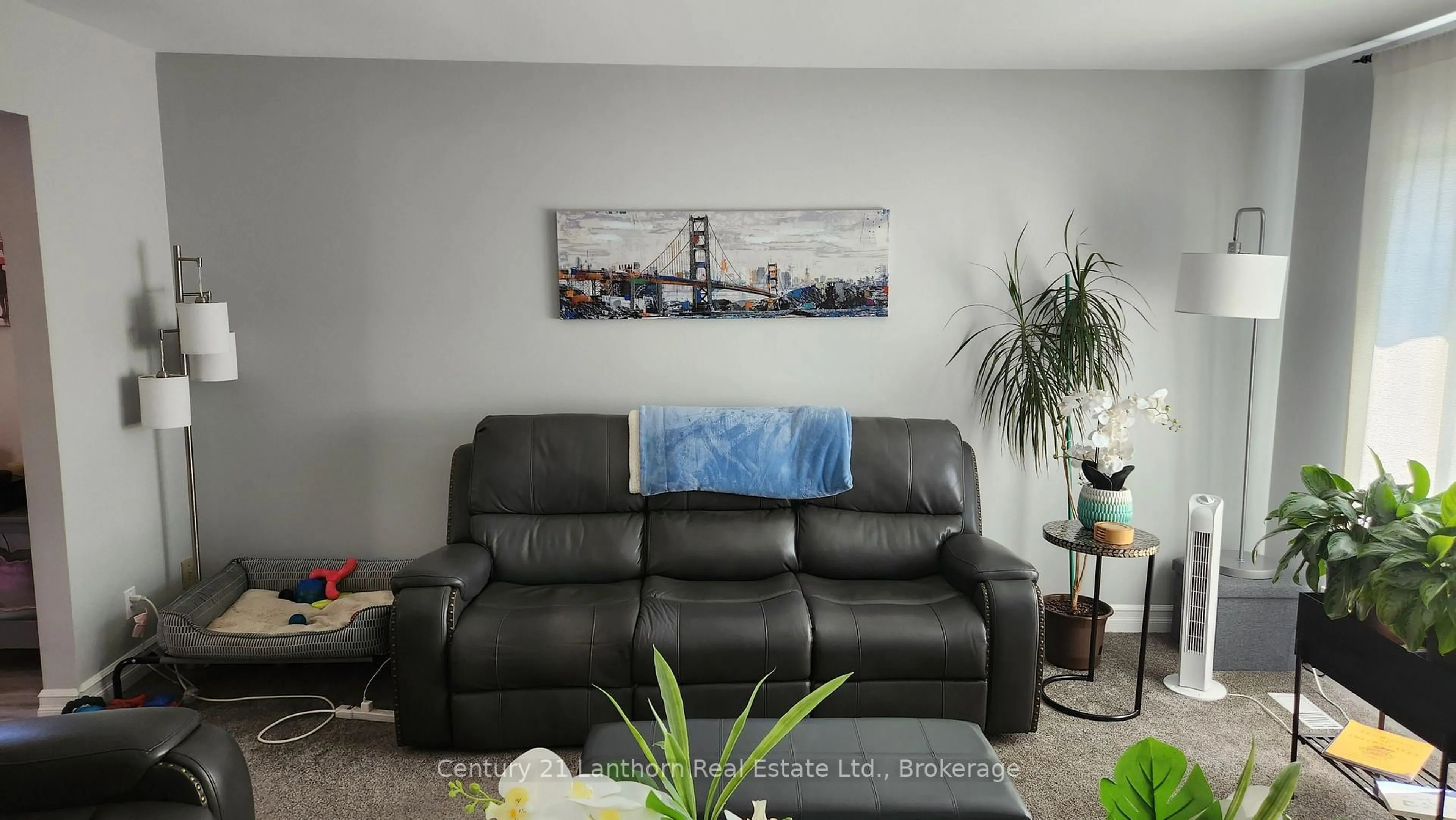 Living room with furniture, unknown for 2 Dixie Pl, Belleville Ontario K8P 5A9