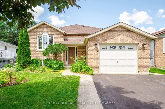 258 Franmor Dr, Peterborough 2