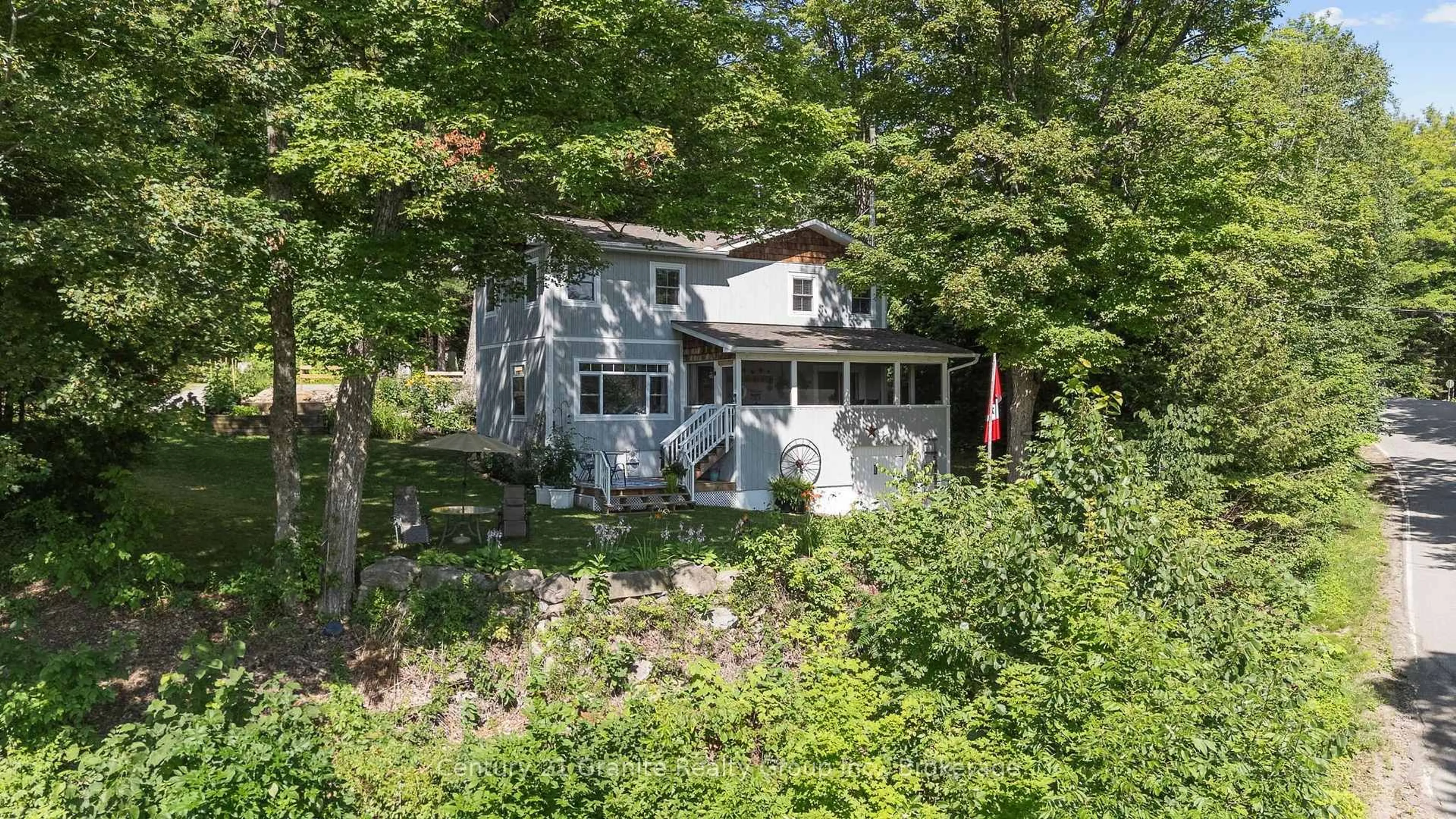A pic from outside/outdoor area/front of a property/back of a property/a pic from drone, unknown for 1013 Neilburg Dr, Highlands East Ontario K0L 3C0