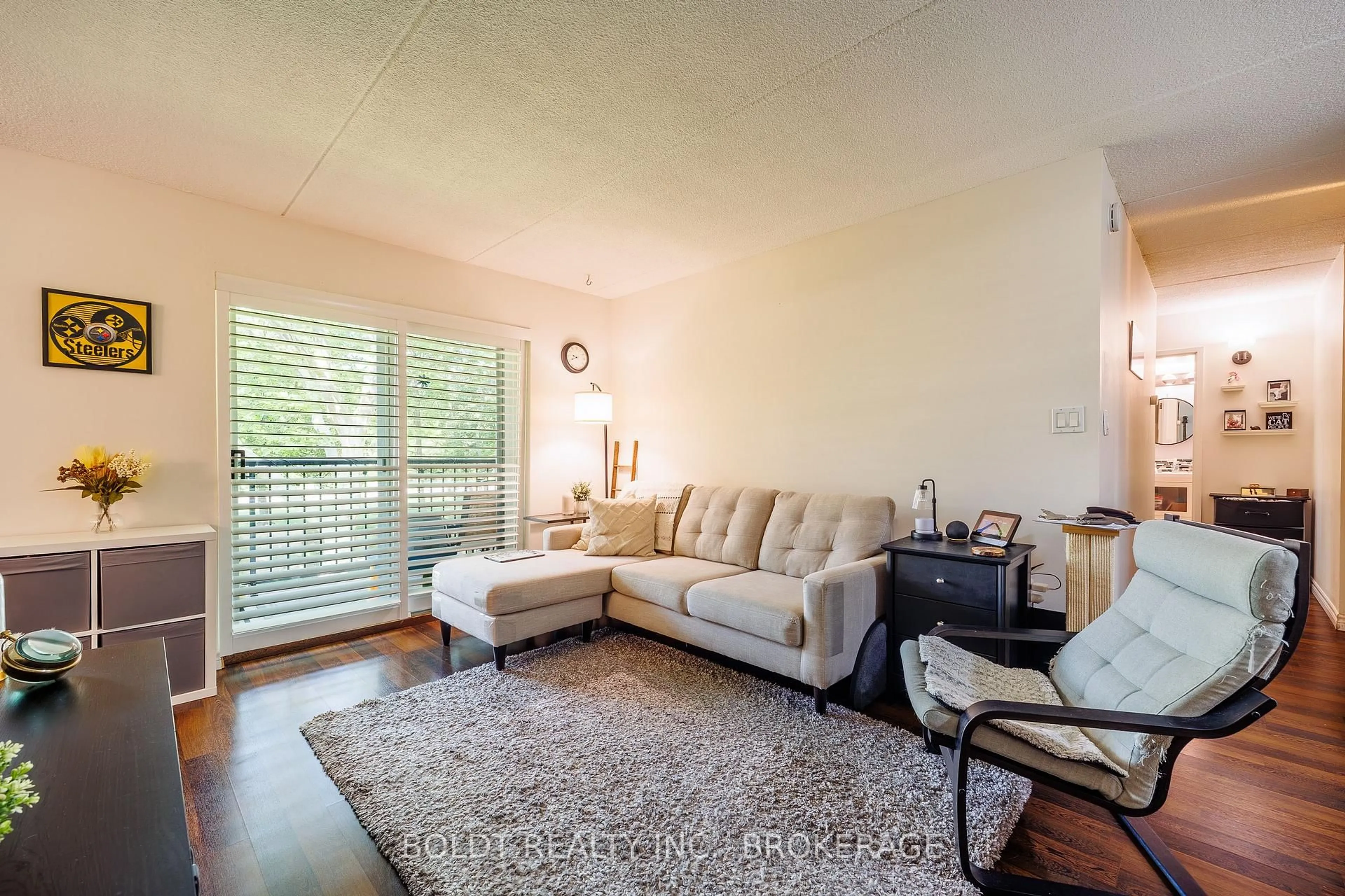 Living room with furniture, unknown for 6 Westlake Lane #210, St. Catharines Ontario L2N 5S3