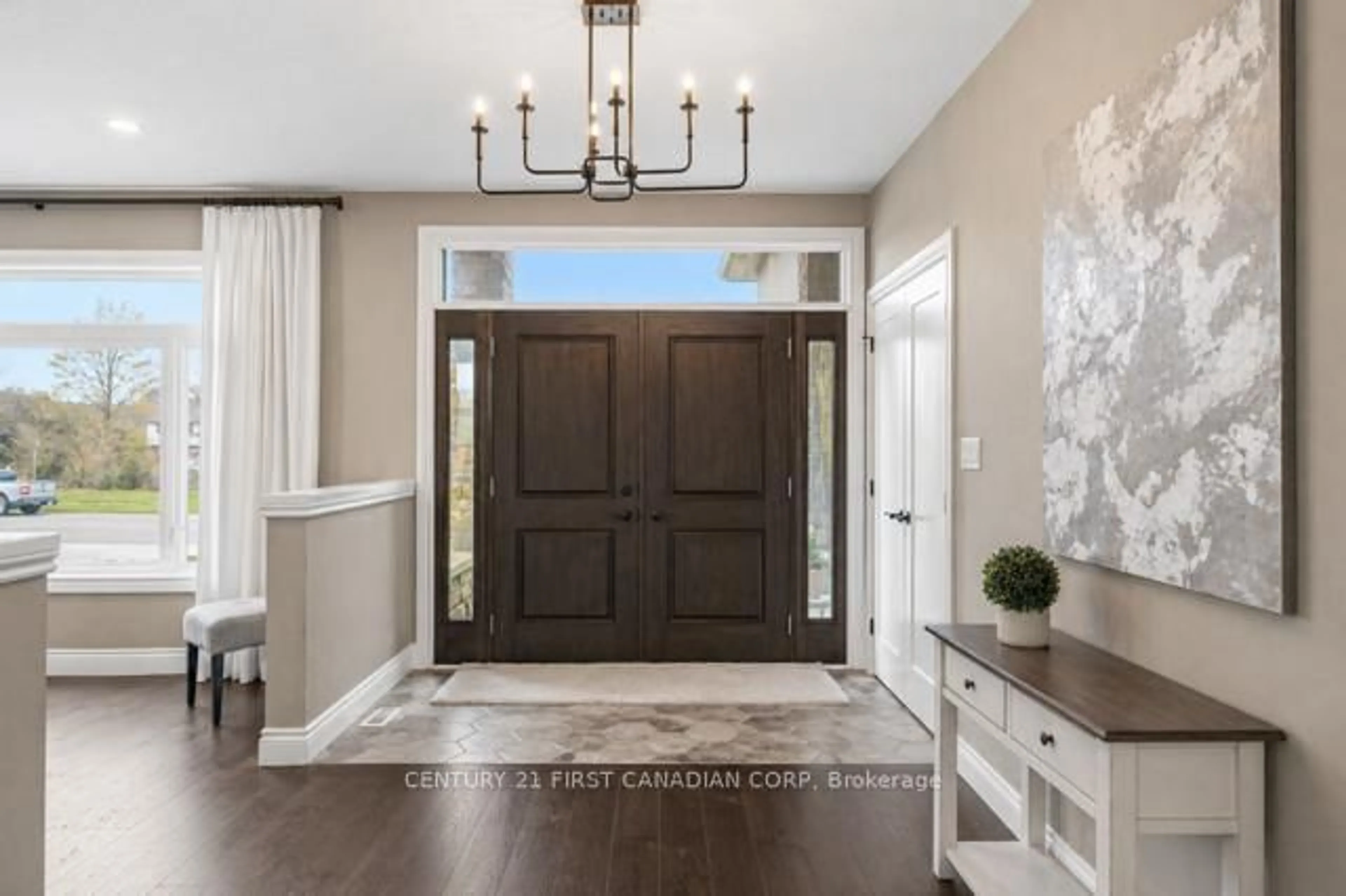 Indoor entryway for 941 Longworth Rd, London South Ontario N6K 0C9