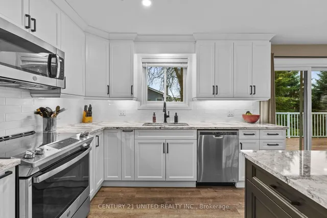 385 Kents Bay Rd, Otonabee-South Monaghan 4