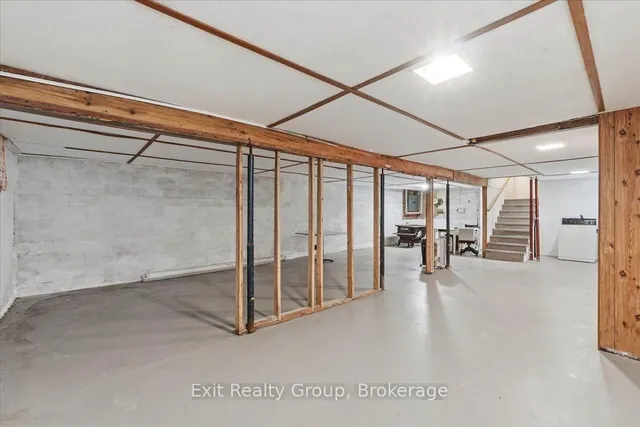 452 Marble Point Rd, Limoges 5