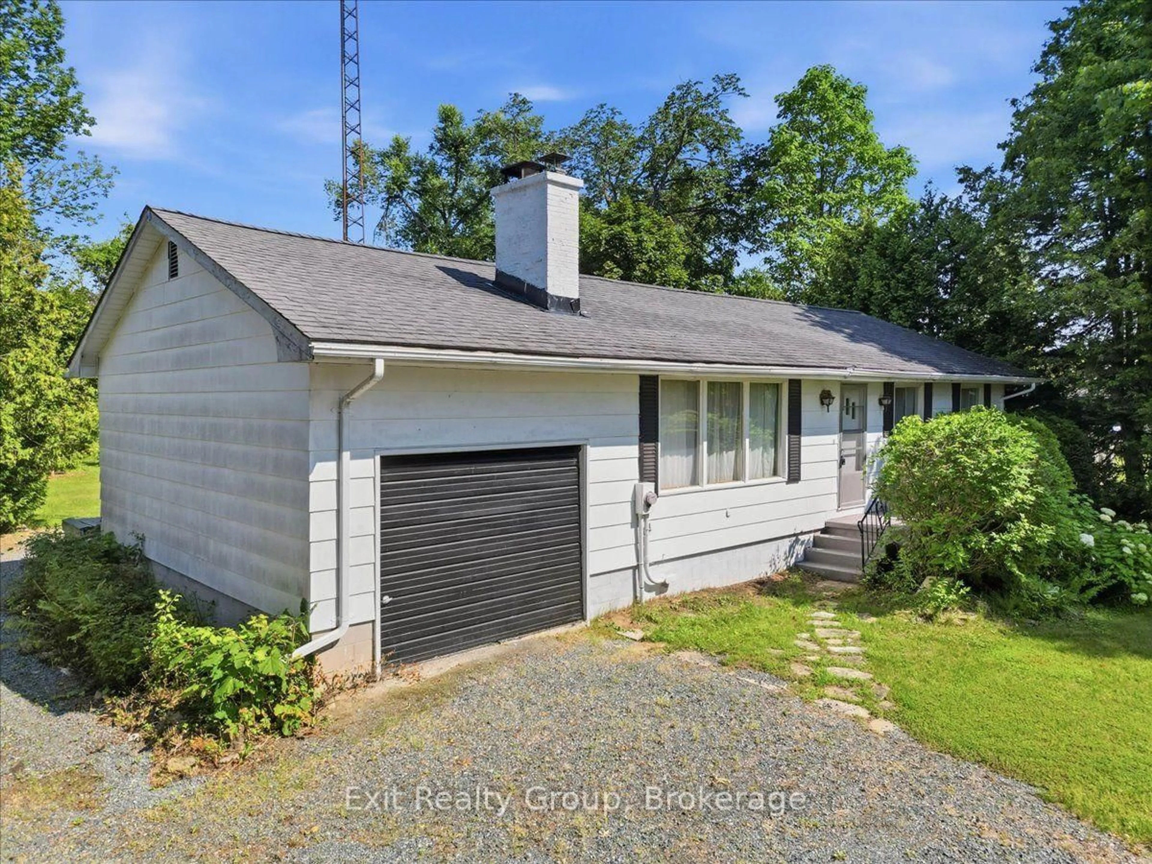 A pic from outside/outdoor area/front of a property/back of a property/a pic from drone, unknown for 452 Marble Point Rd, Limoges Ontario K0K 2M0