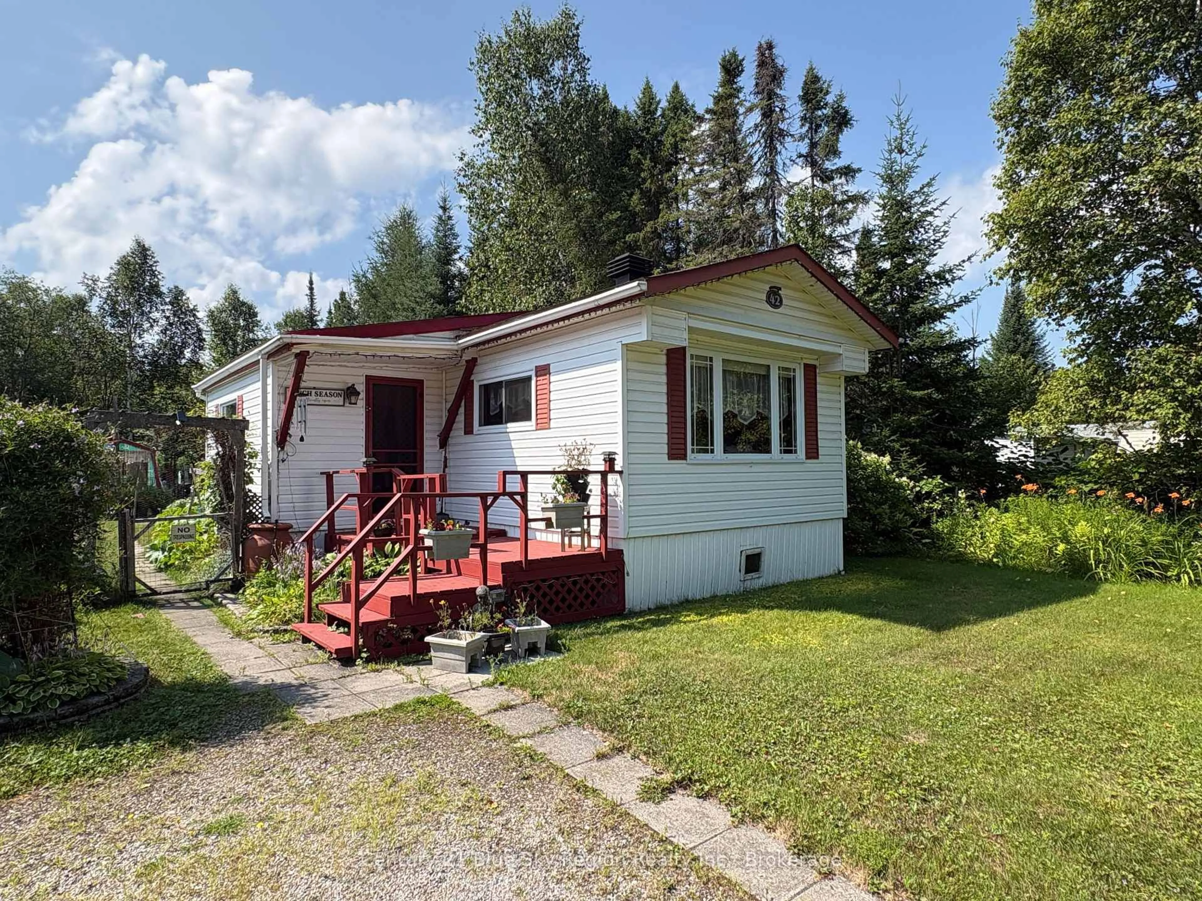Unknown for 5887 Highway 11 #42, North Bay Ontario P1B 8G3