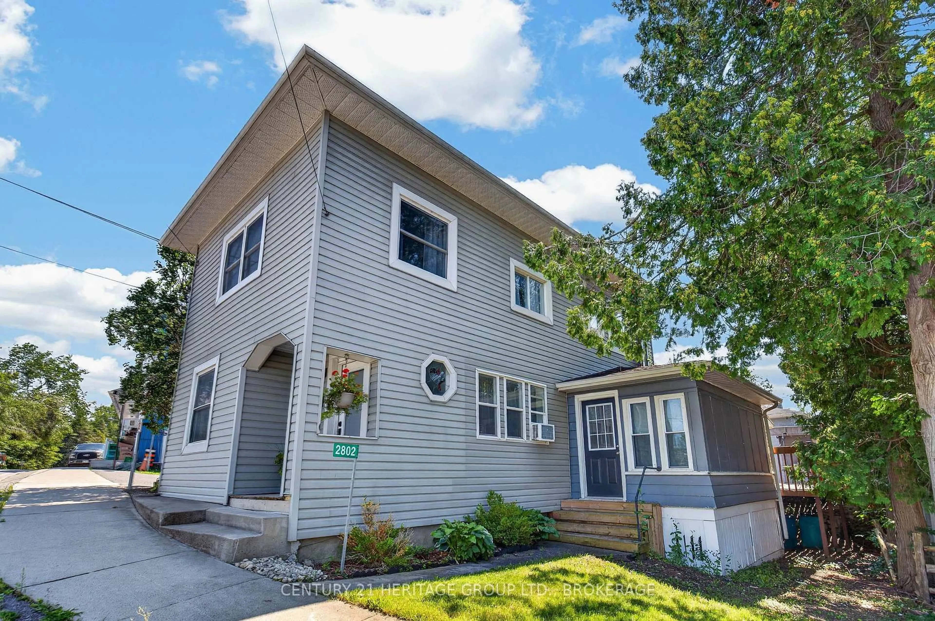 Home with vinyl exterior material, street for 2802 County Road 6 Rd, Yarker Ontario K0K 3N0