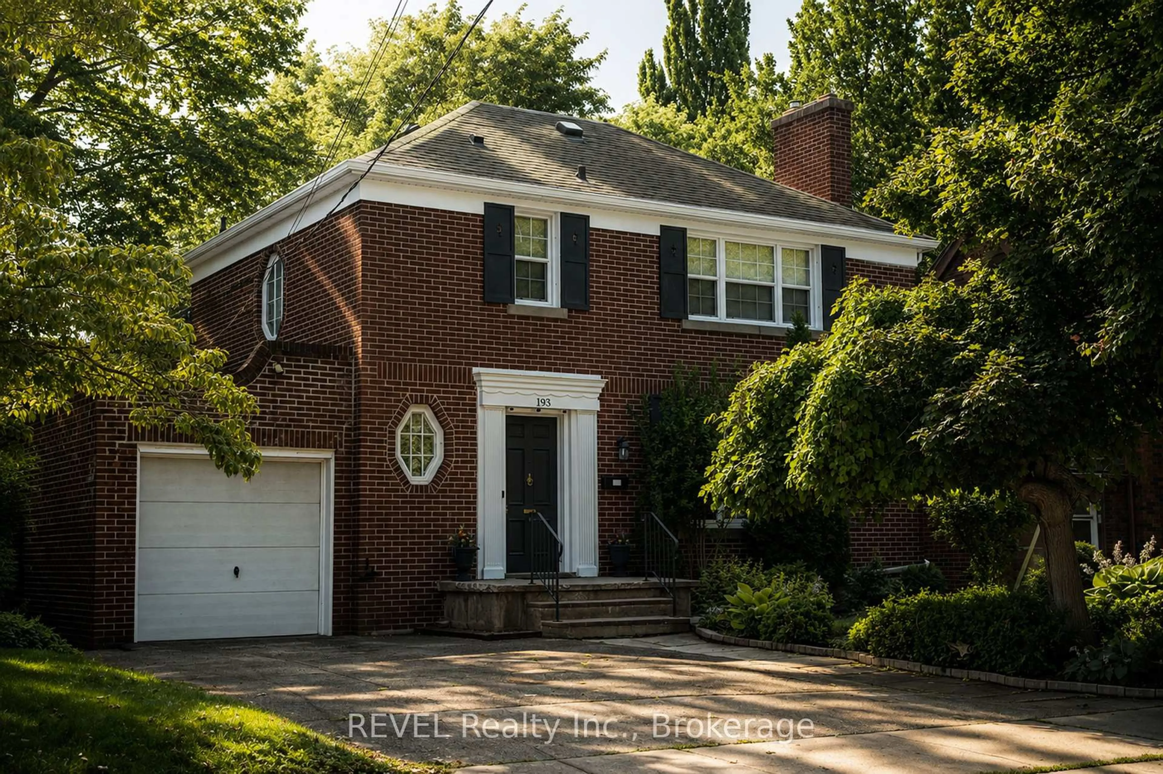 Home with brick exterior material, street for 193 ONTARIO St, St. Catharines Ontario L2R 5K8