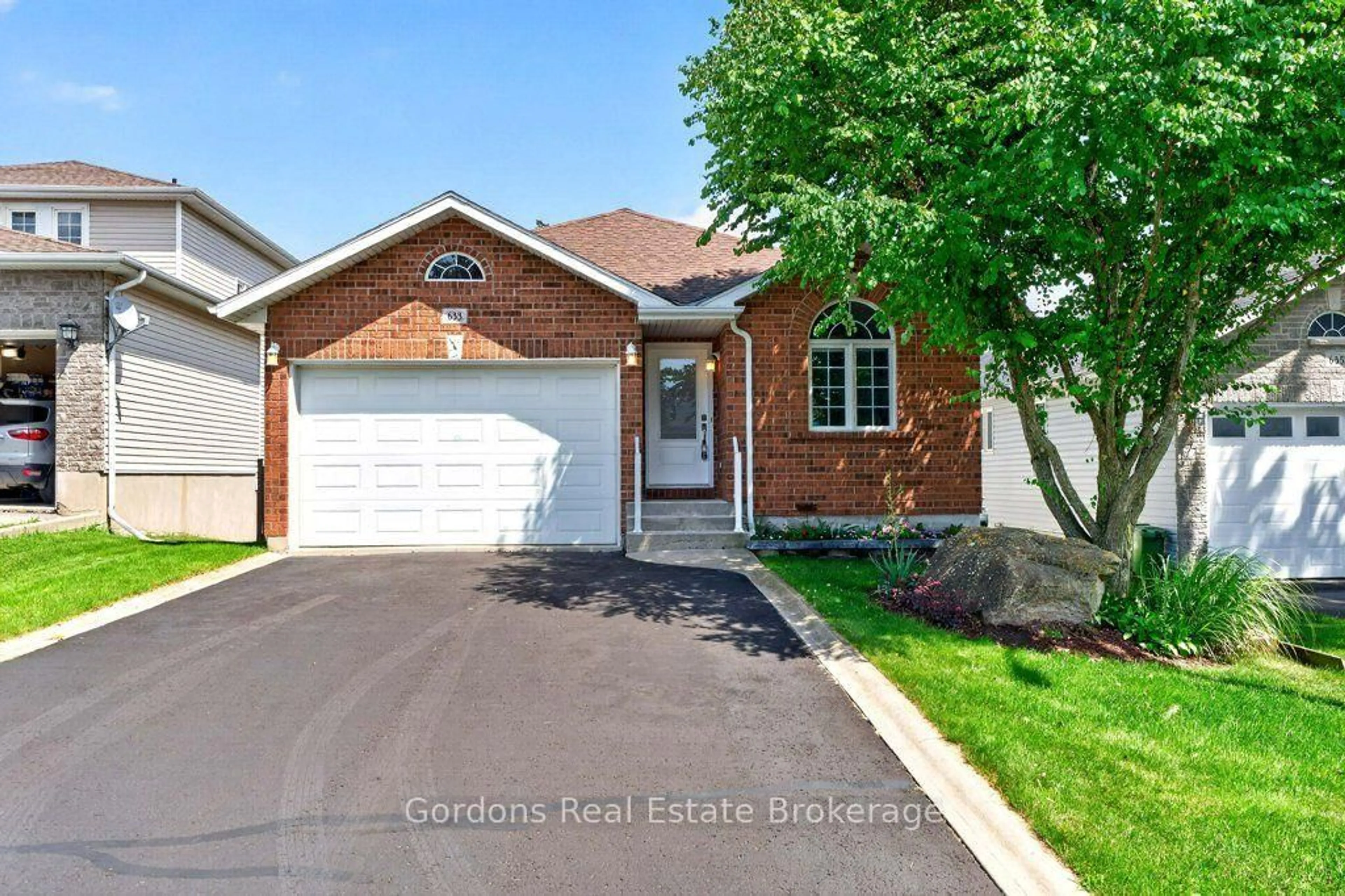 Home with brick exterior material, street for 633 Melrose St, Kingston Ontario K7M 9G8