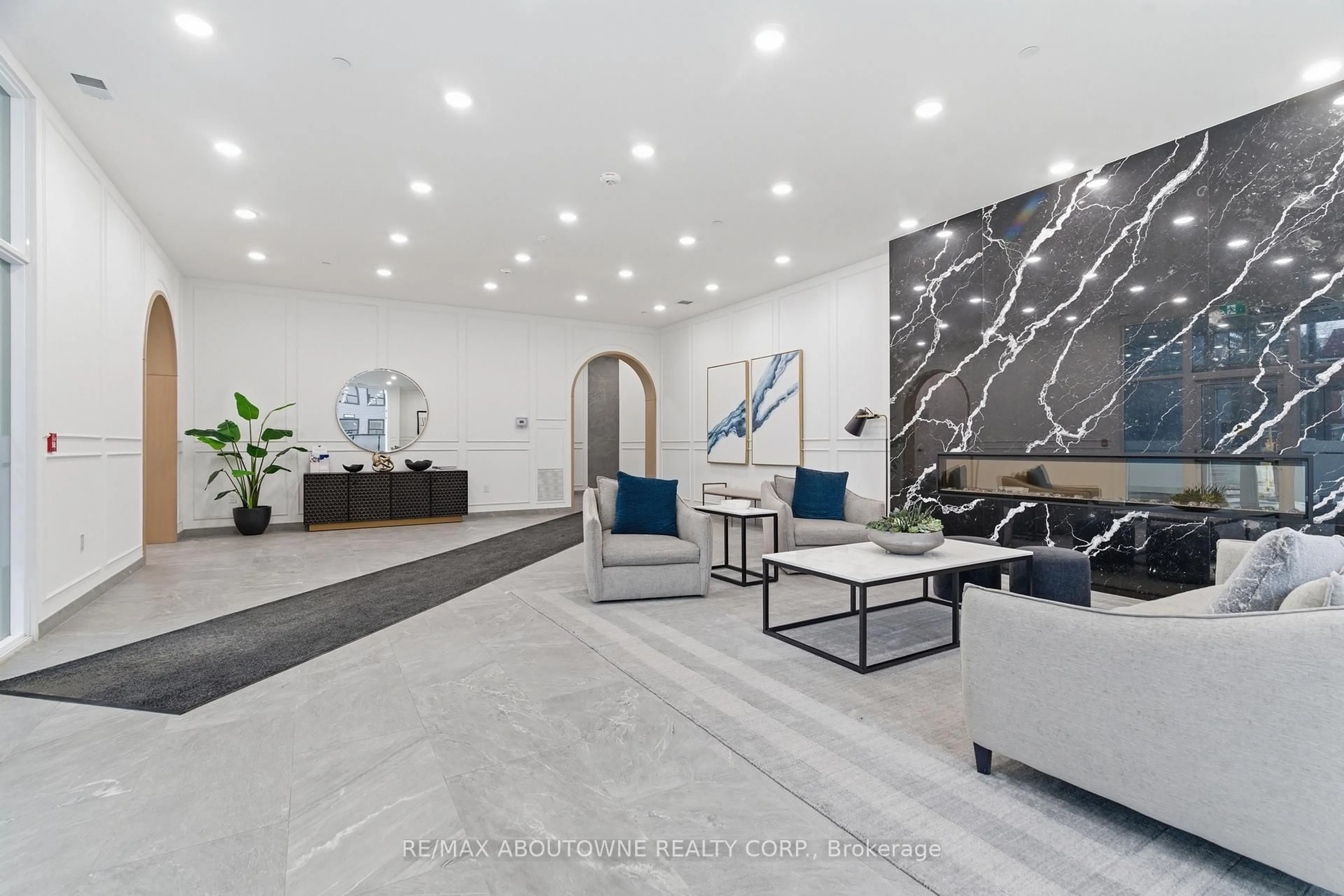 Lobby for 71 Wyndham St #506, Guelph Ontario N1E 0T7