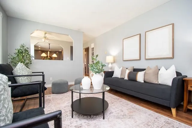 4 Daniel Crt, Kawartha Lakes 3