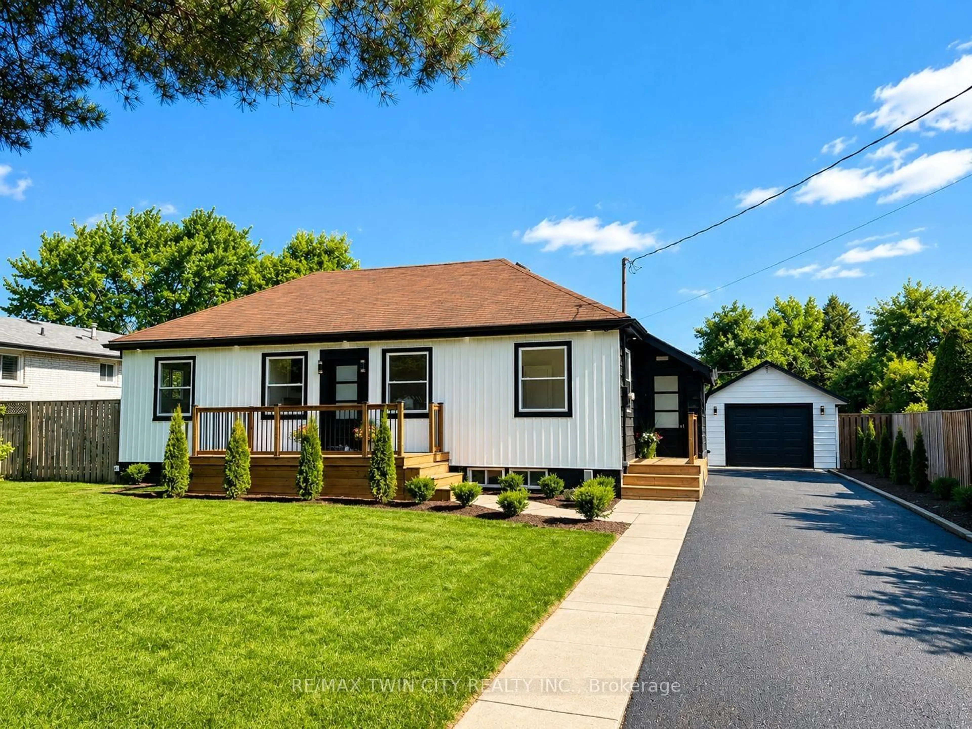 Home with vinyl exterior material, street for 92 Fairview Dr, Brantford Ontario N3R 2W9