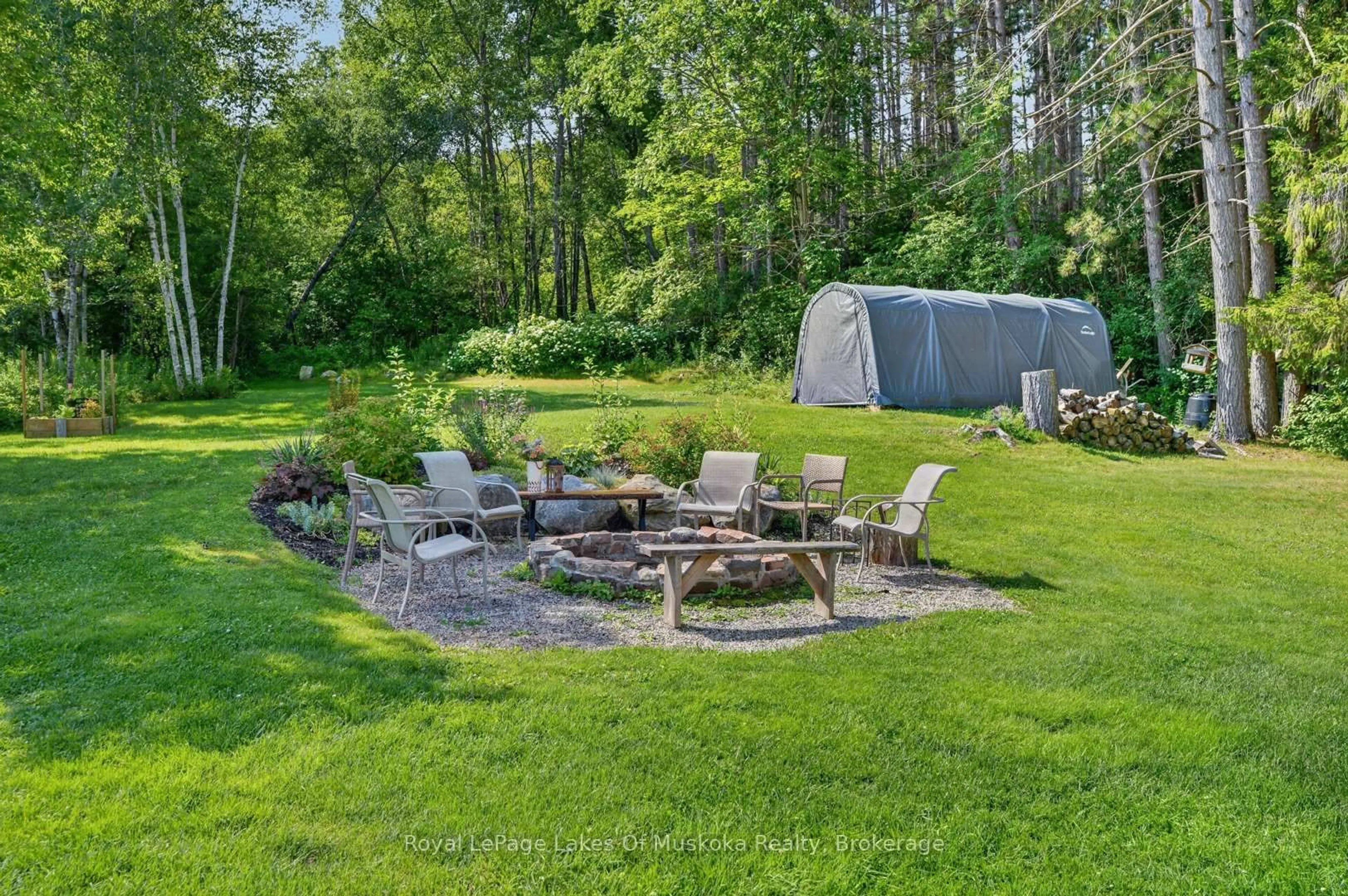Patio, unknown for 305 Doe Lake Rd, Armour Ontario P0A 1C0