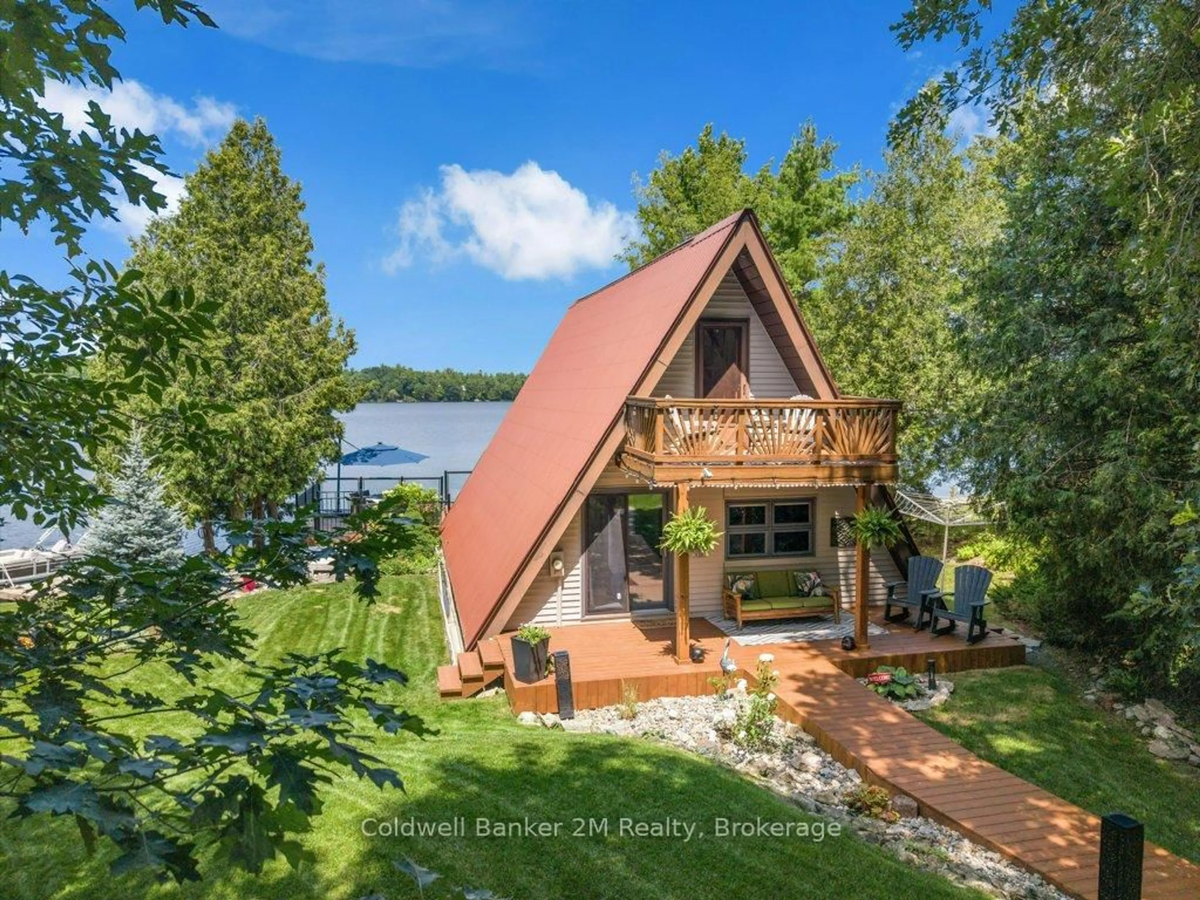 A pic from outside/outdoor area/front of a property/back of a property/a pic from drone, water/lake/river/ocean view for 4173 Maple Dr, Verona Ontario K0H 2W0