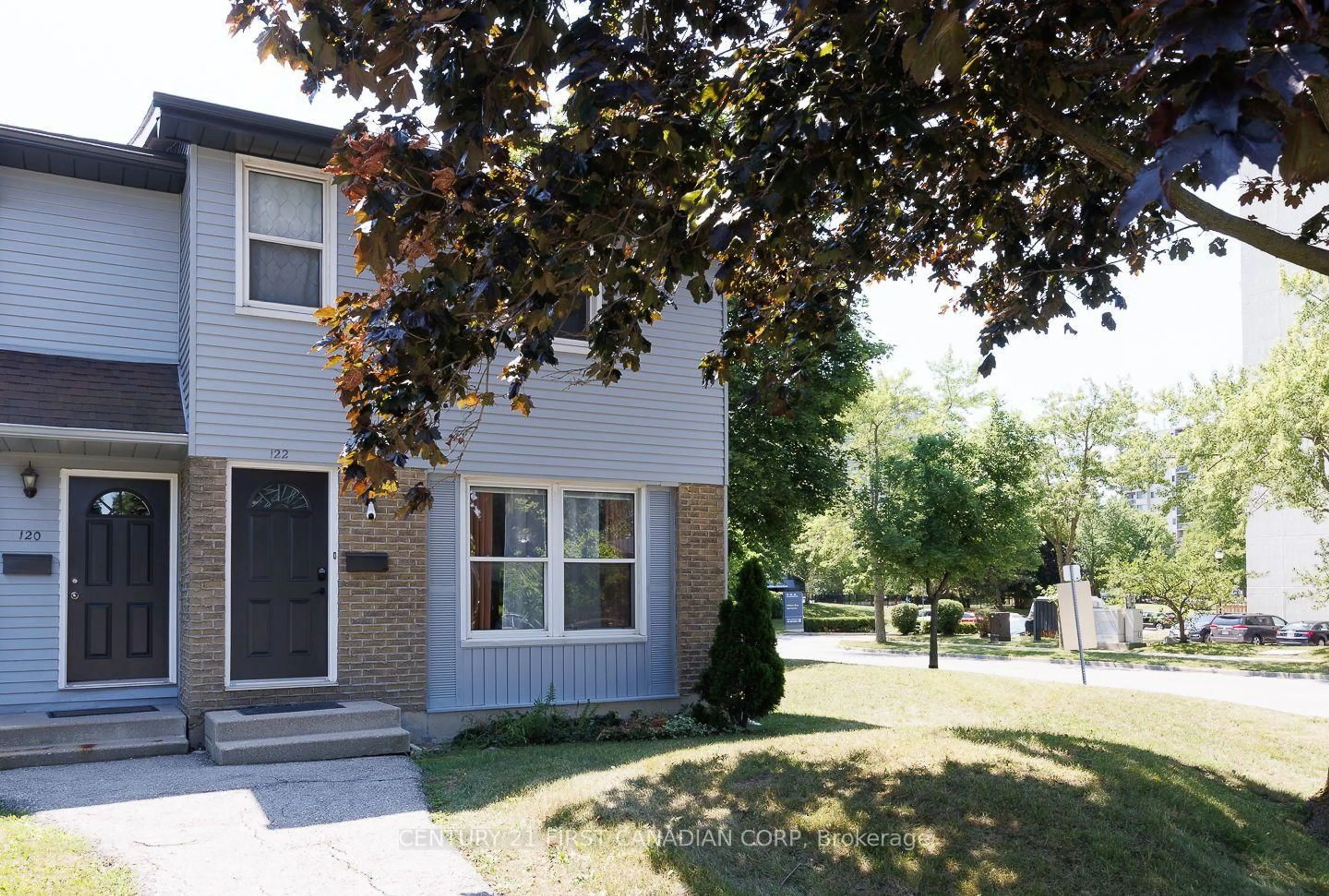 Unknown for 70 Fiddlers Green Rd #122, London North Ontario N6H 4R4