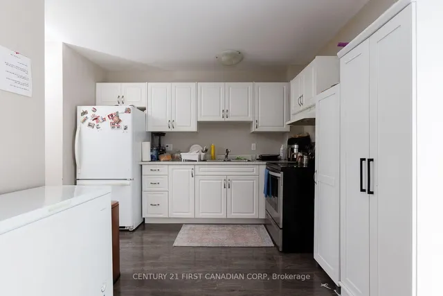70 Fiddlers Green Rd #122, London North 4