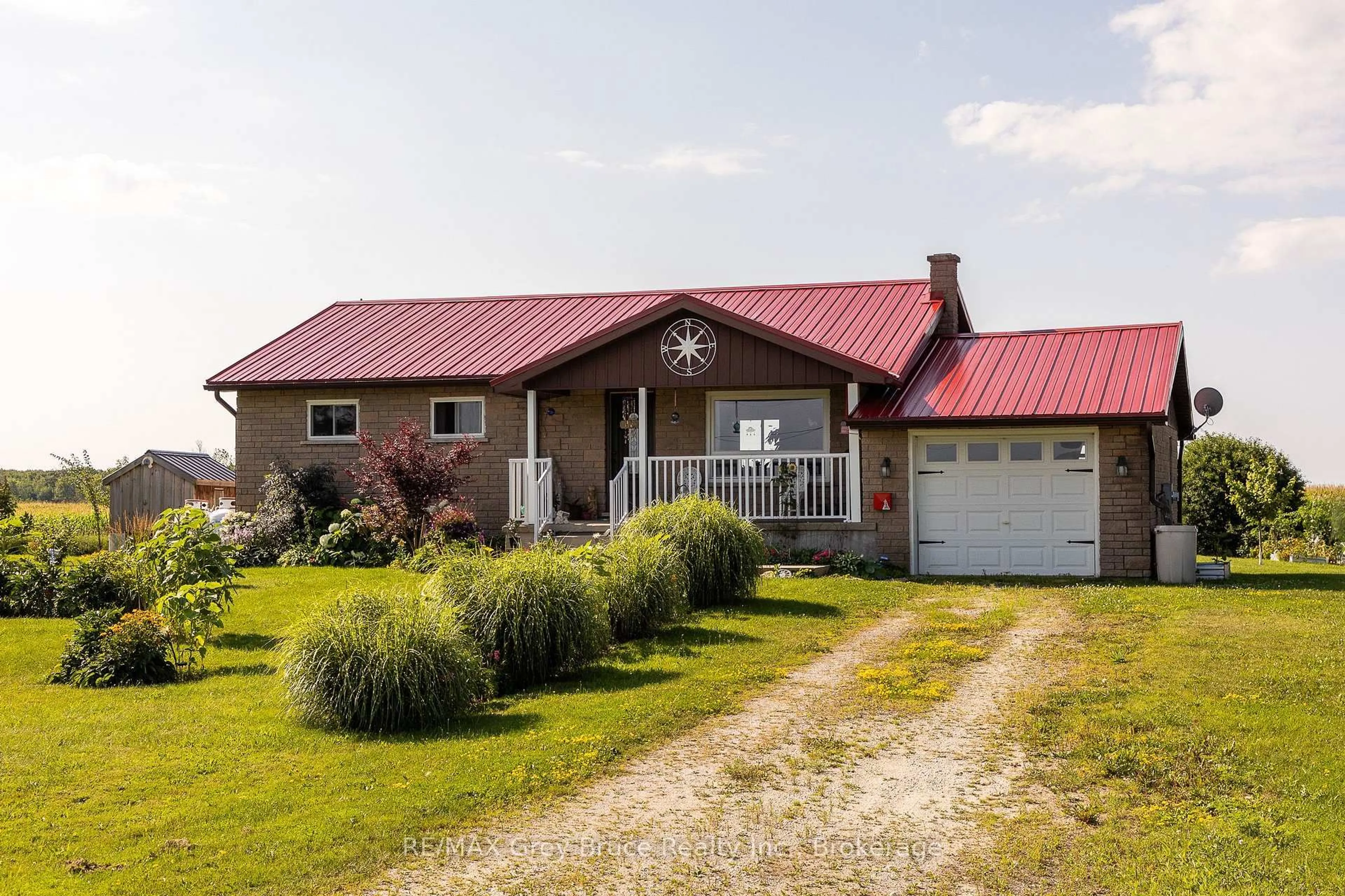 A pic from outside/outdoor area/front of a property/back of a property/a pic from drone, building for 404248 CONCESSION 20 Rd, Georgian Bluffs Ontario N0H 1S0