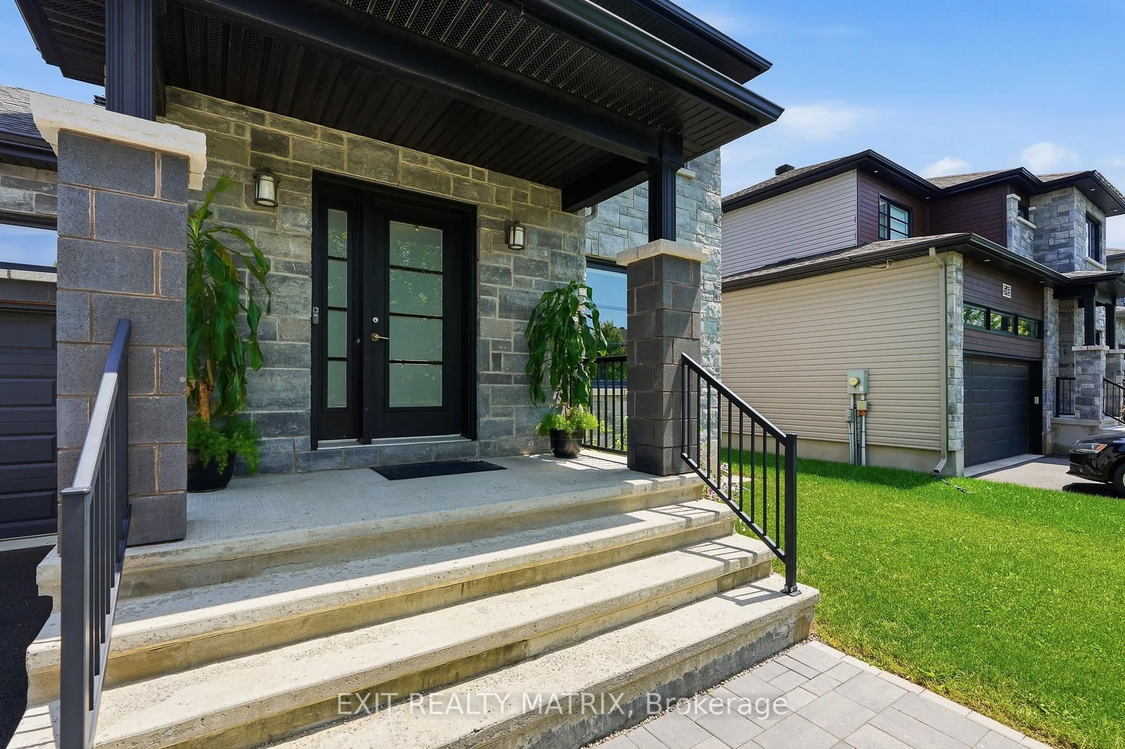 Unknown for 549 Marseille St, Russell Ontario K0A 1W0