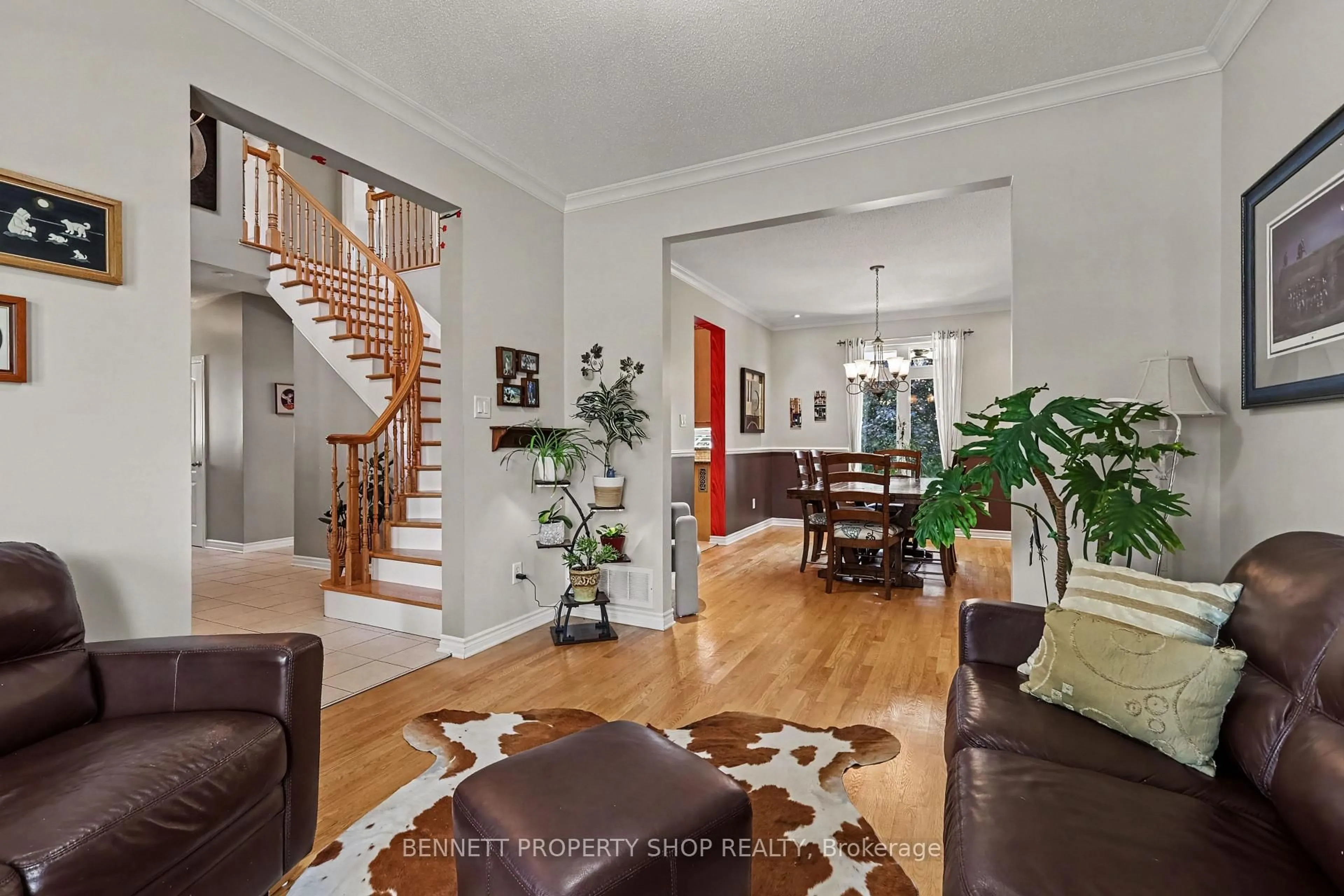 Unknown for 32 Rochelle Dr, Richmond Ontario K0A 2Z0