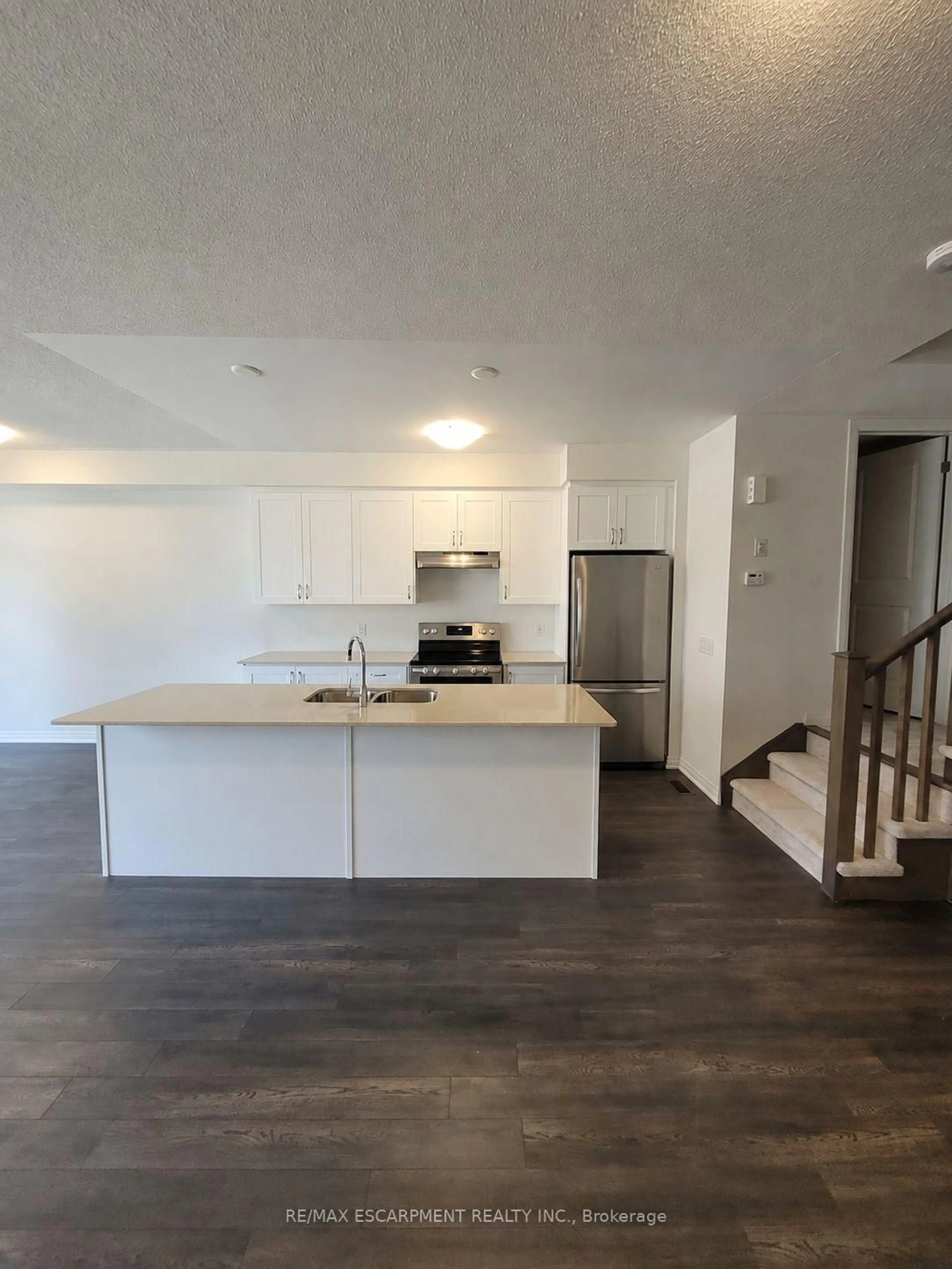Open concept kitchen, unknown for 585 Colborne St #913, Brantford Ontario N3S 0K4