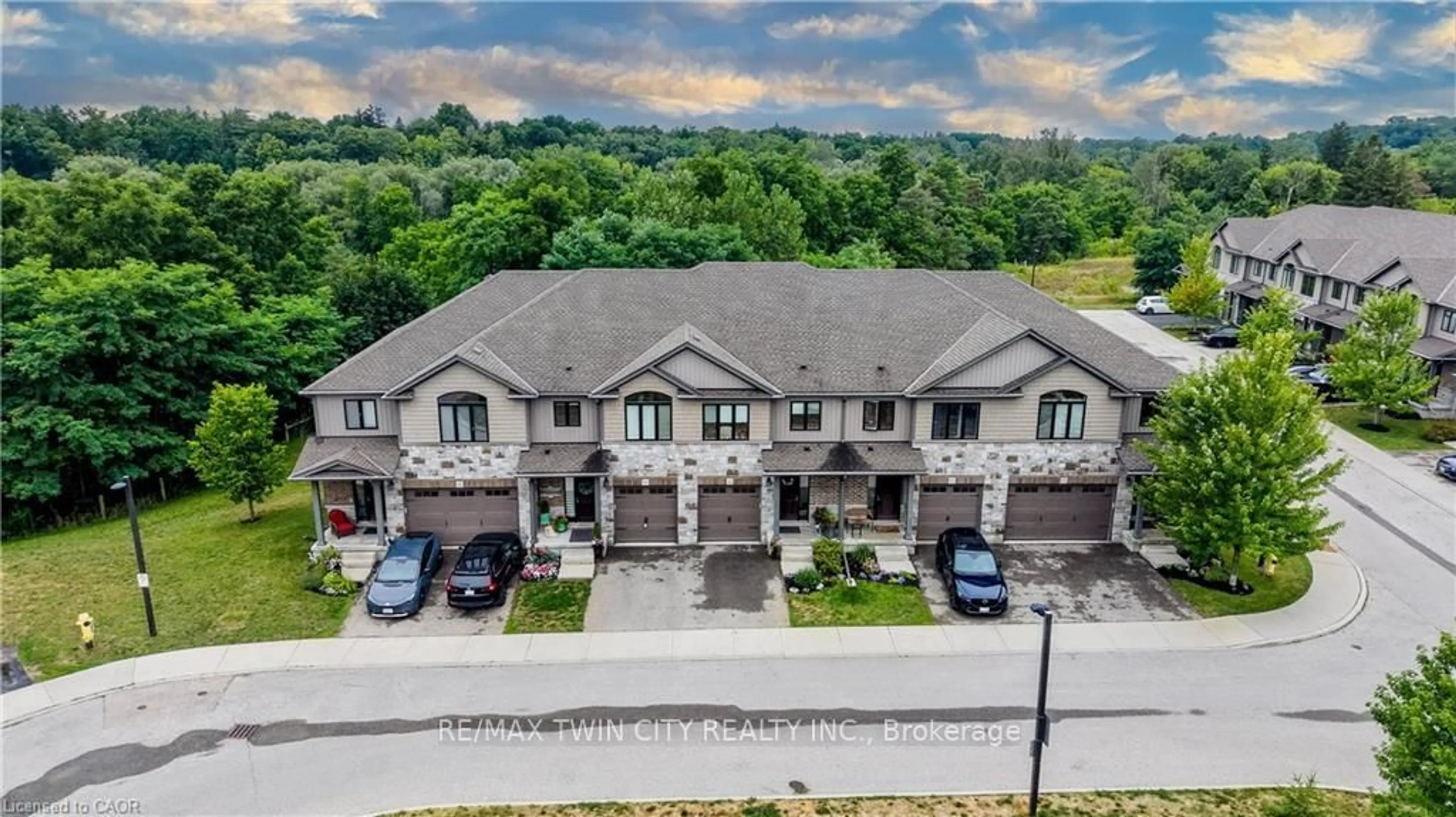 A pic from outside/outdoor area/front of a property/back of a property/a pic from drone, unknown for 50 BUTE St #10, North Dumfries Ontario N0B 1E0