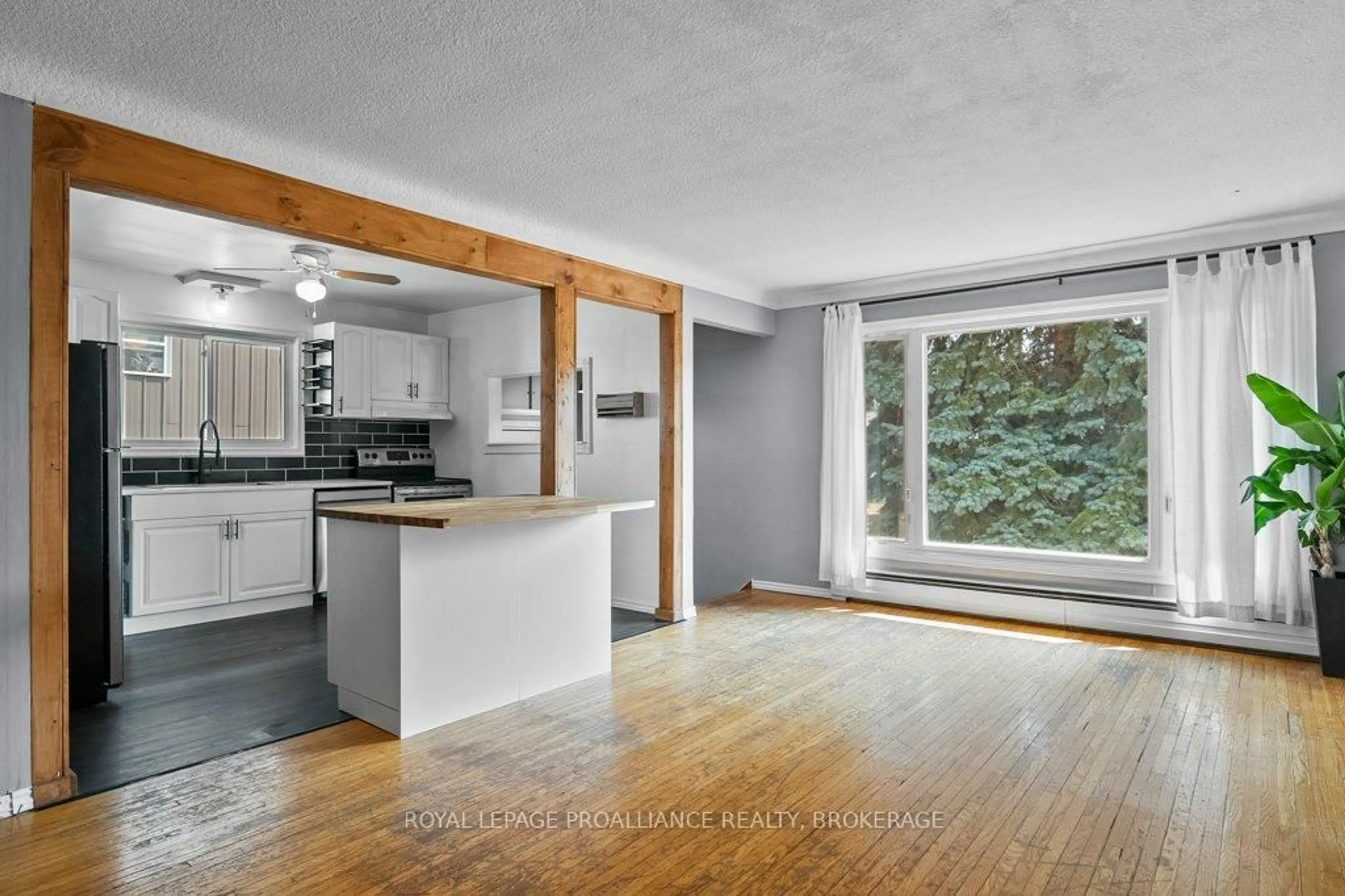 Open concept kitchen, unknown for 590 Macdonnell St, Kingston Ontario K7K 4X1