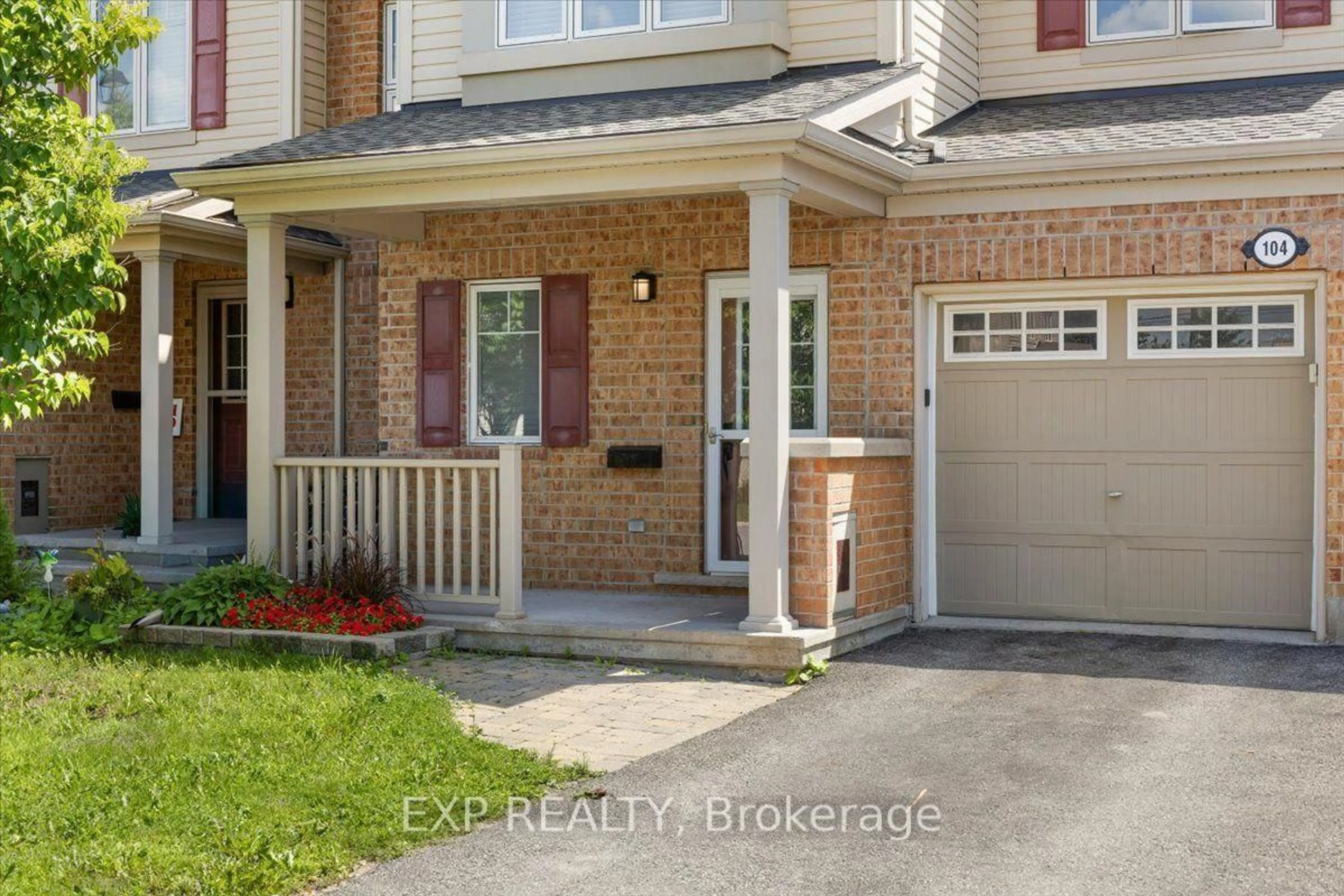 Unknown for 104 Harmattan Ave, Ottawa Ontario K2S 0E3