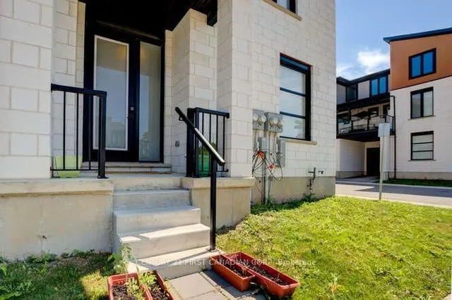 970 Battery Park, London North 4