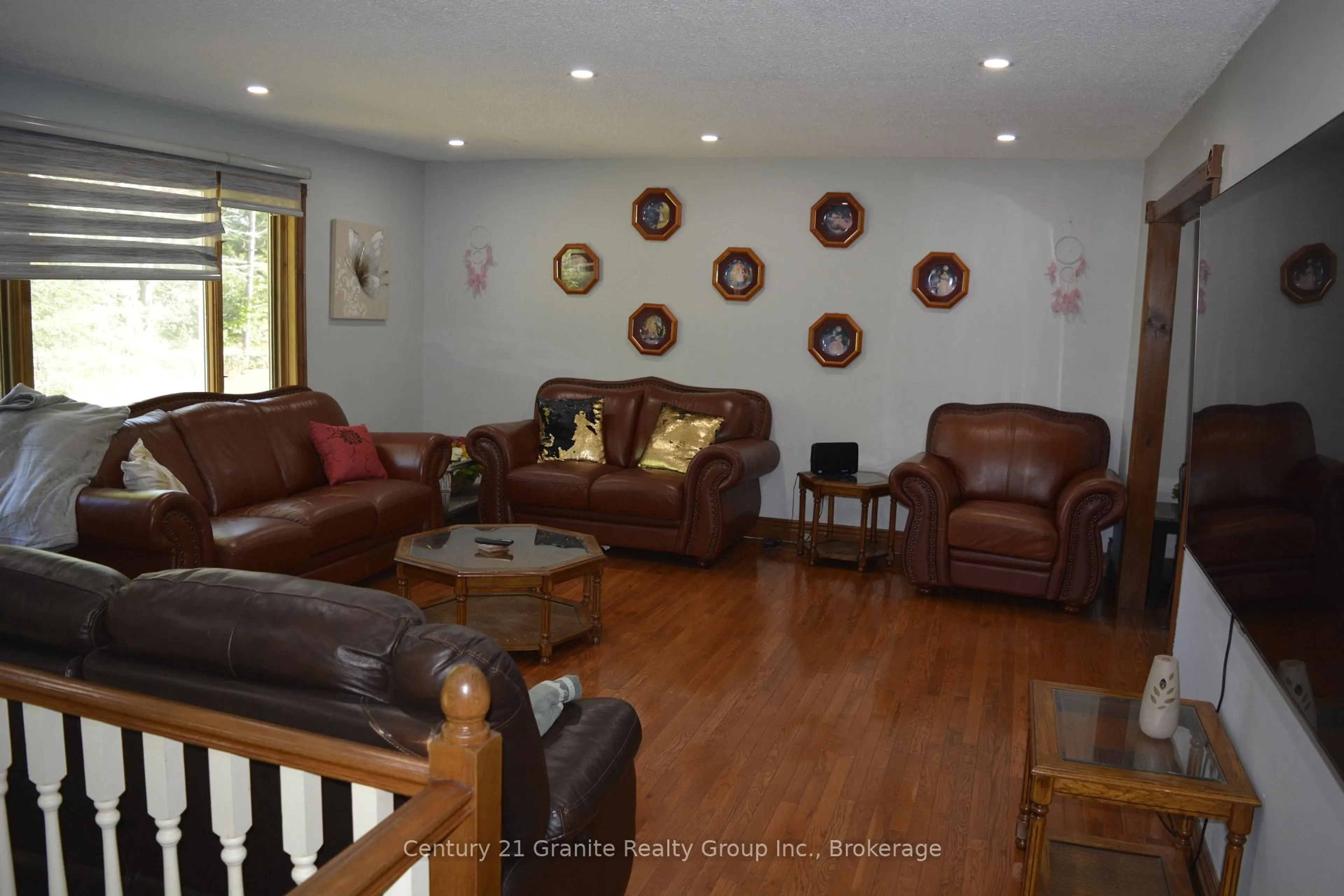 Living room with furniture, unknown for 107 South Baptiste Lake Rd, Bancroft Ontario K0L 1C0