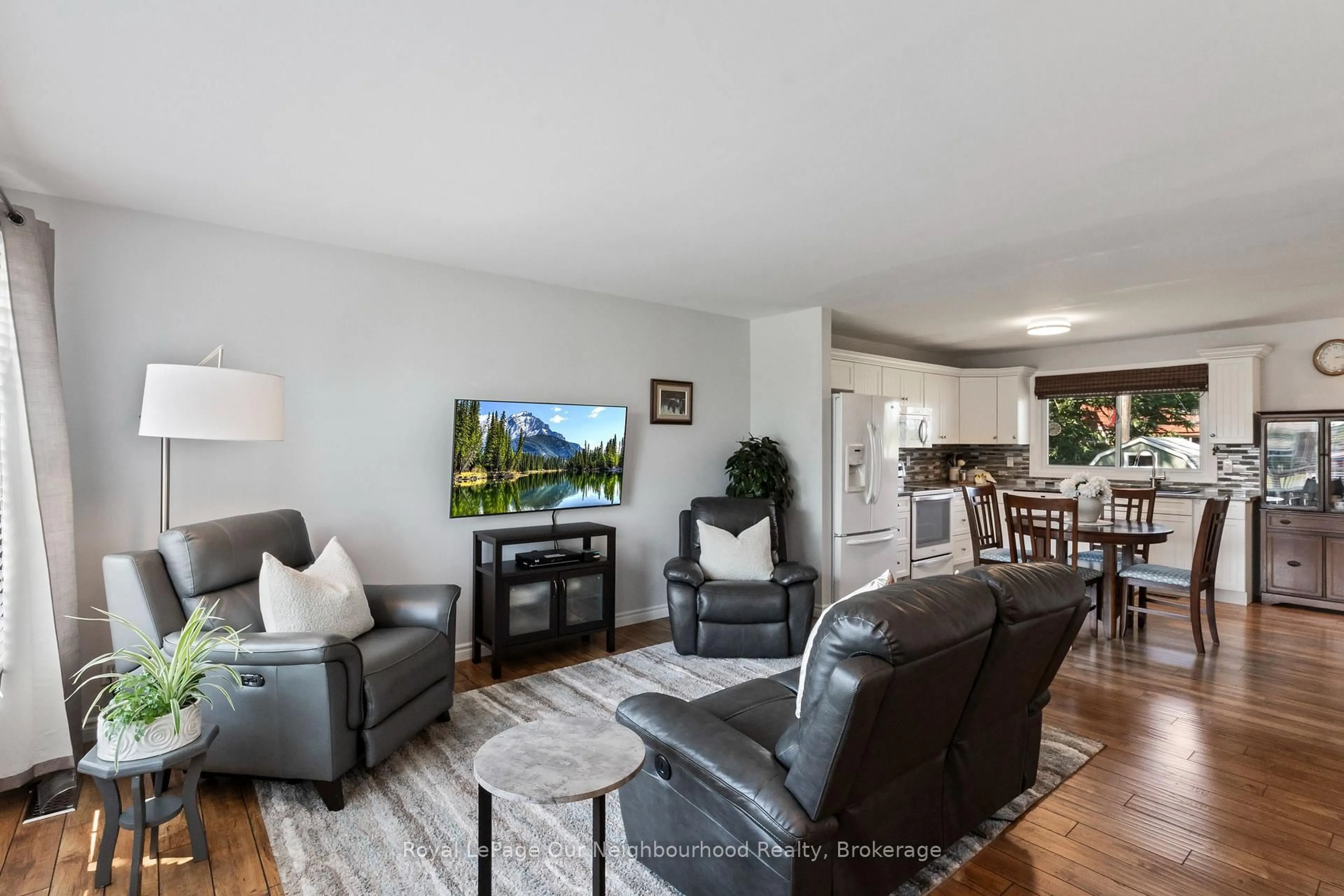 Living room with furniture, unknown for 240 Ireton St, Trent Hills Ontario K0L 1L0