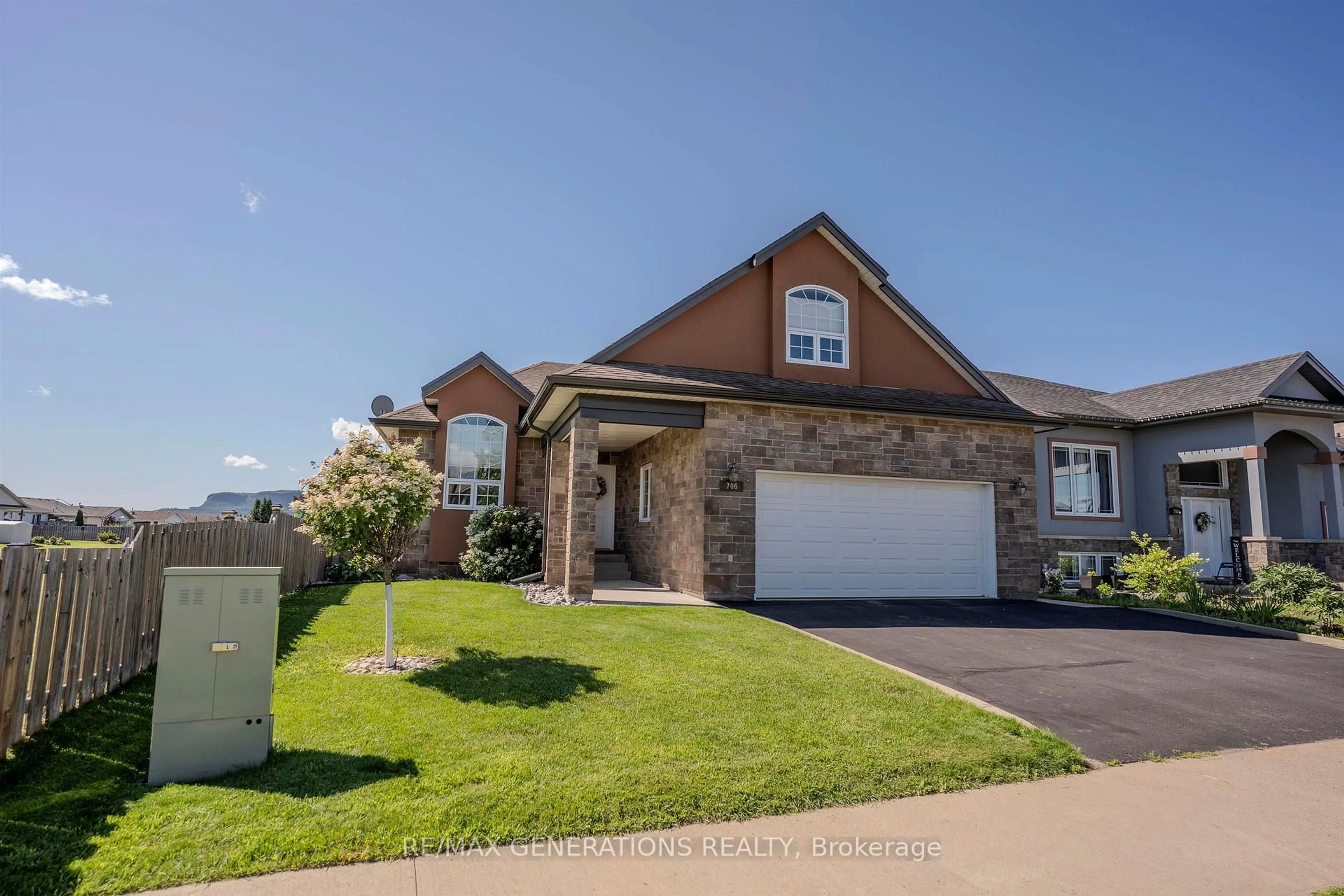 Home with brick exterior material, street for 706 WEILER Blvd, Thunder Bay Ontario P7C 0A7