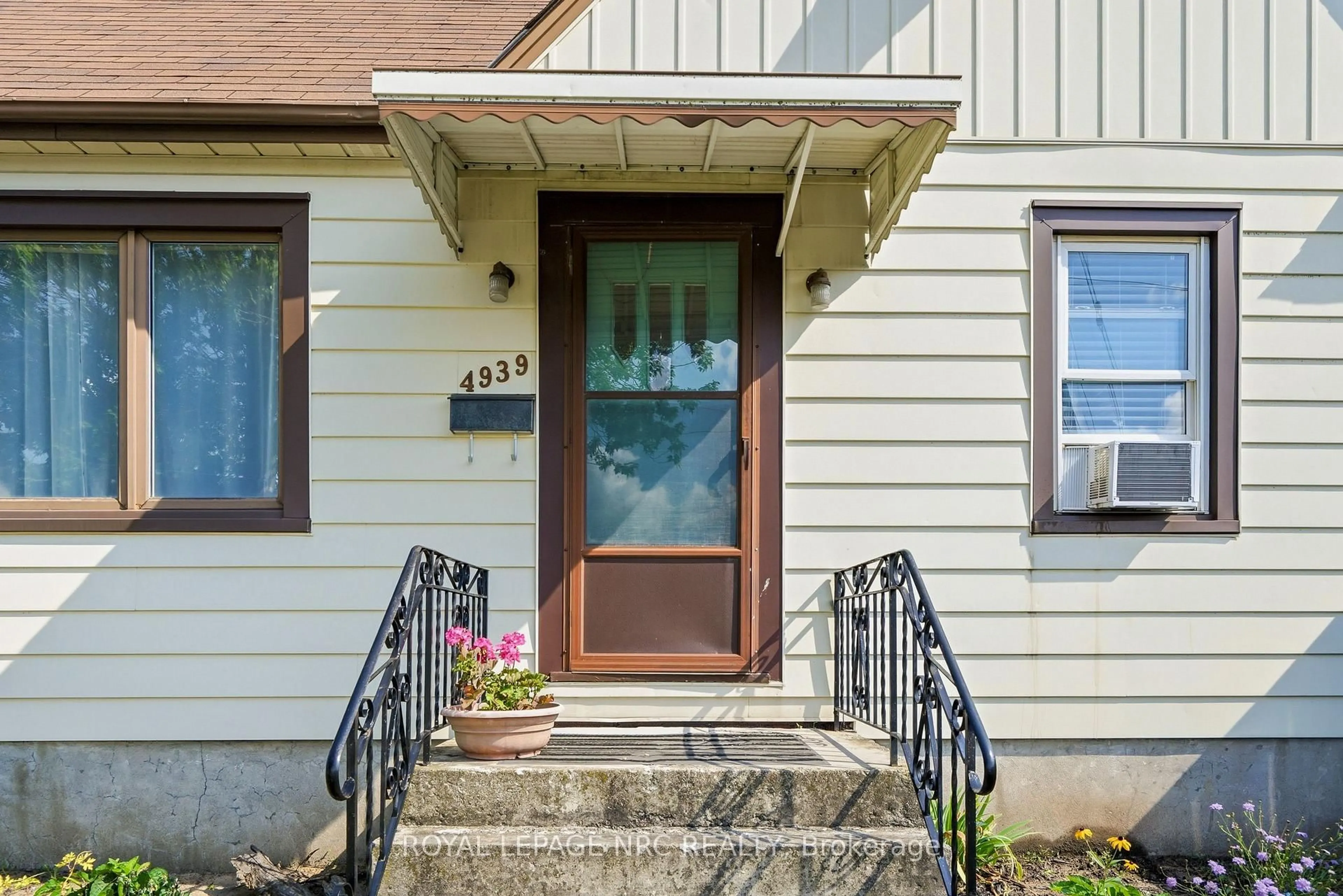 Unknown for 4939 Hamilton St, Niagara Falls Ontario L2E 2V9