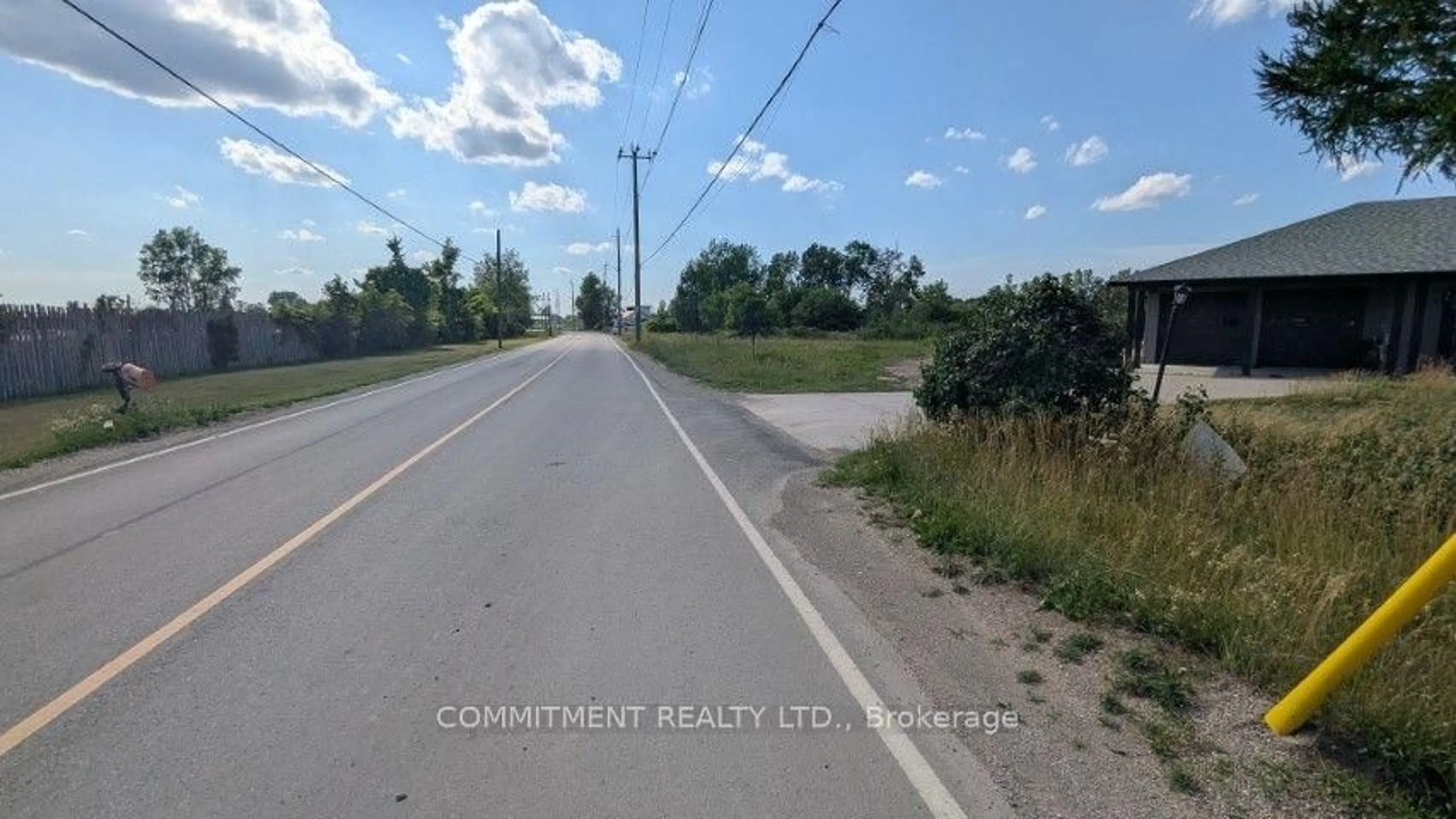 Blurry image for 1988 RIVER Rd, London East Ontario N5W 6C2