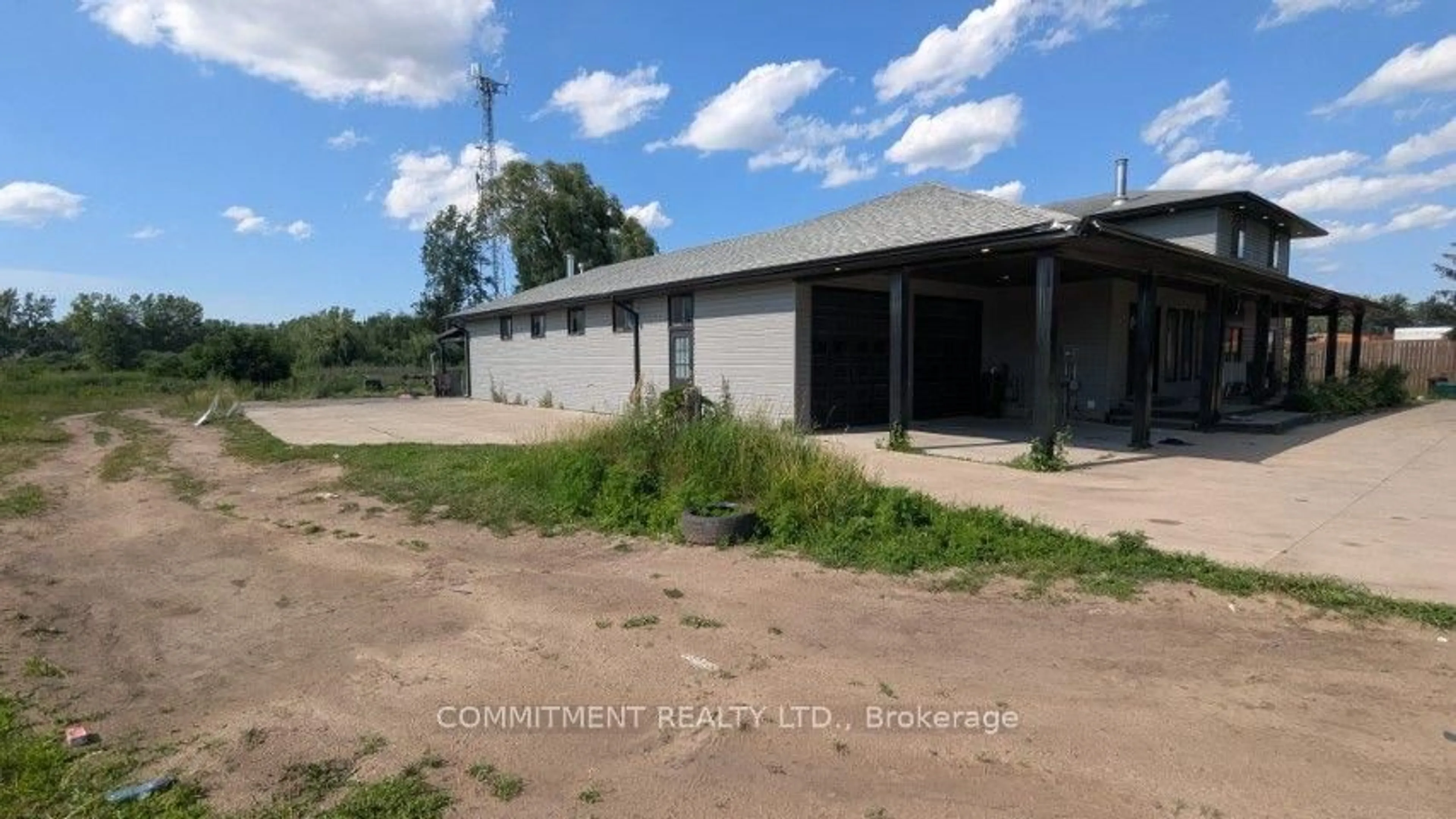 Shed for 1988 RIVER Rd, London East Ontario N5W 6C2