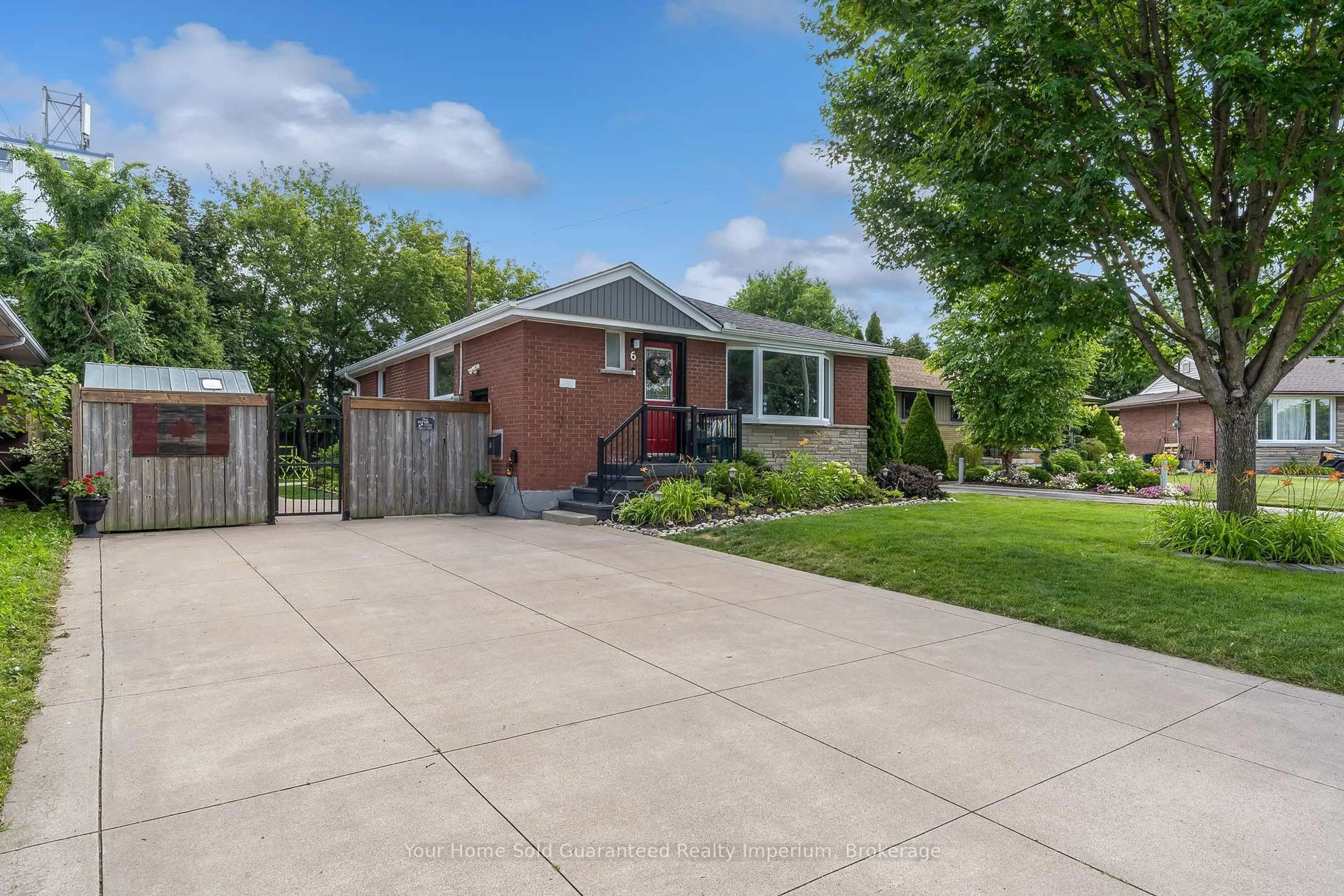Home with brick exterior material, street for 6 Beacon Ave, Hamilton Ontario L8T 2N3