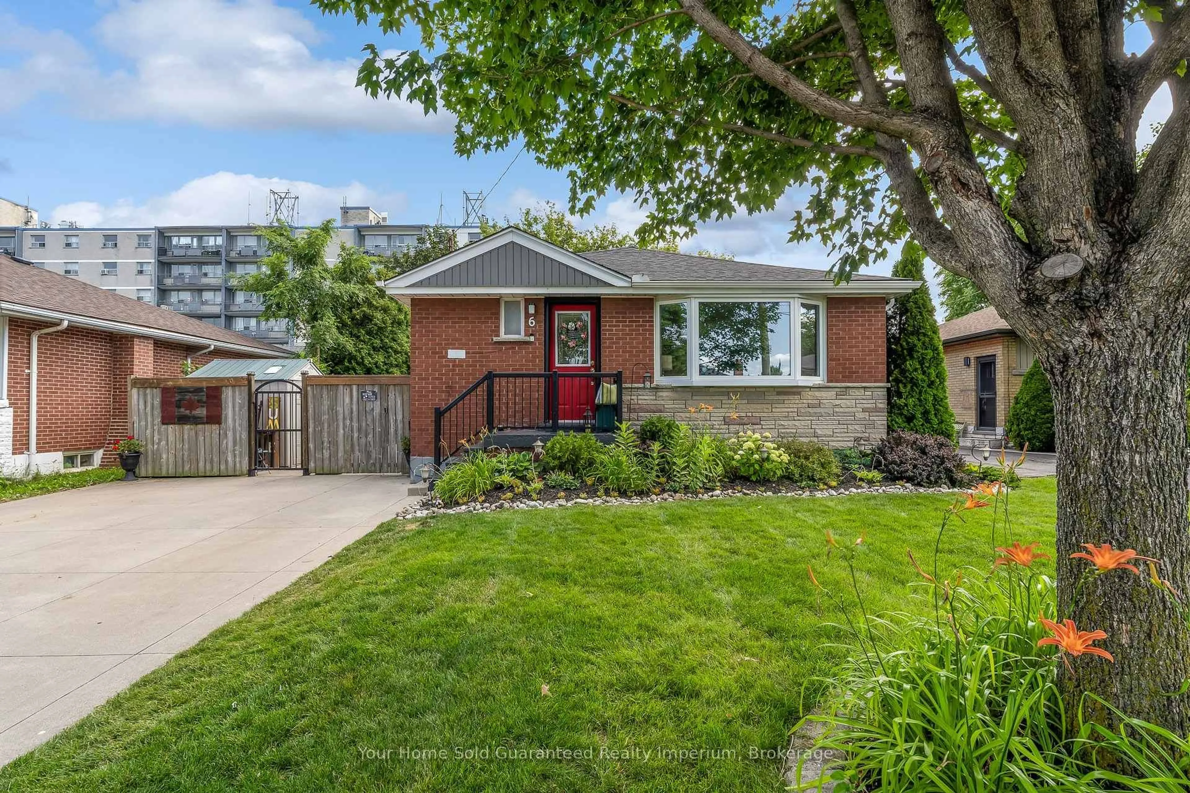 Home with brick exterior material, street for 6 Beacon Ave, Hamilton Ontario L8T 2N3