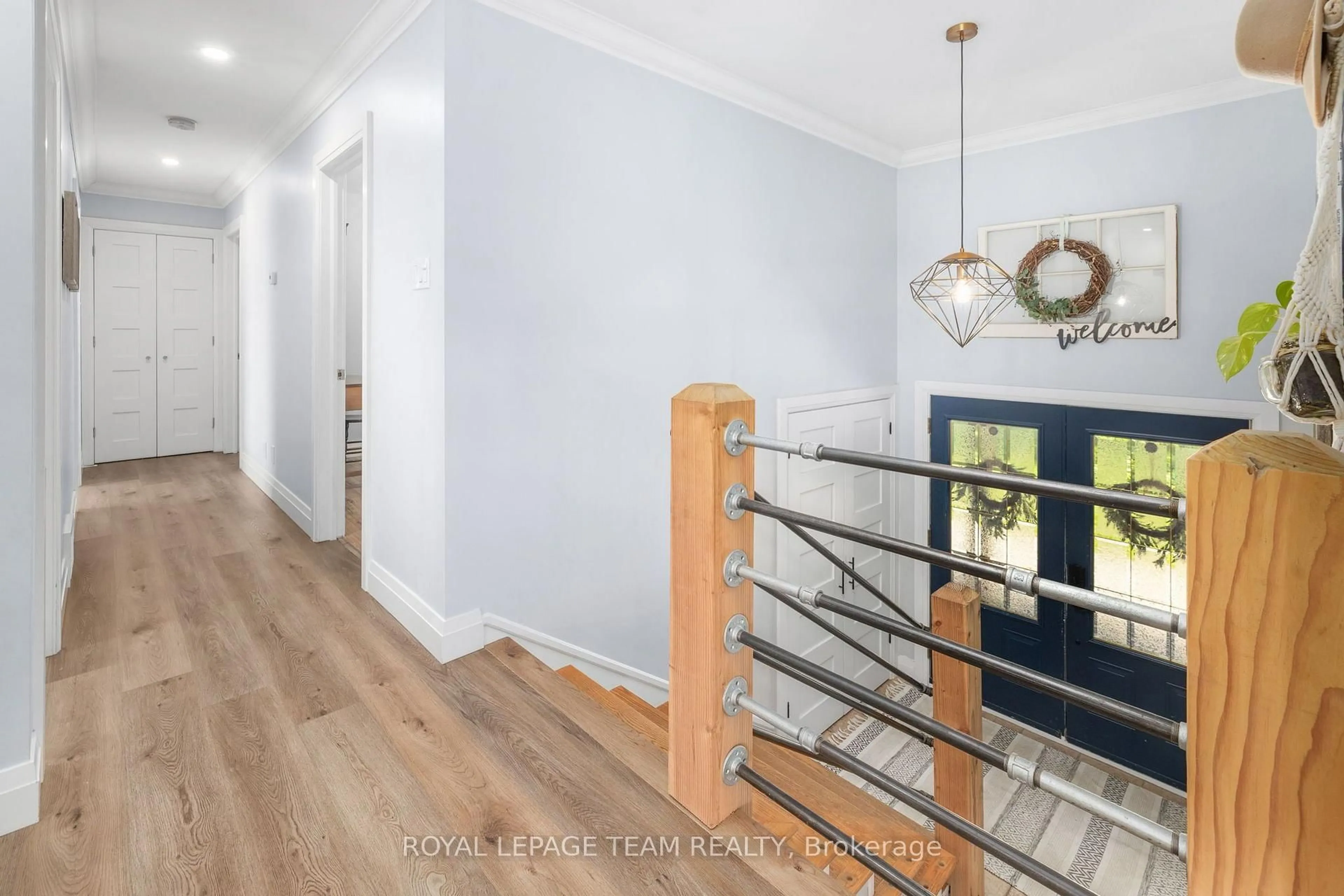 Indoor entryway for 1683 River Rd, North Grenville Ontario K0G 1J0