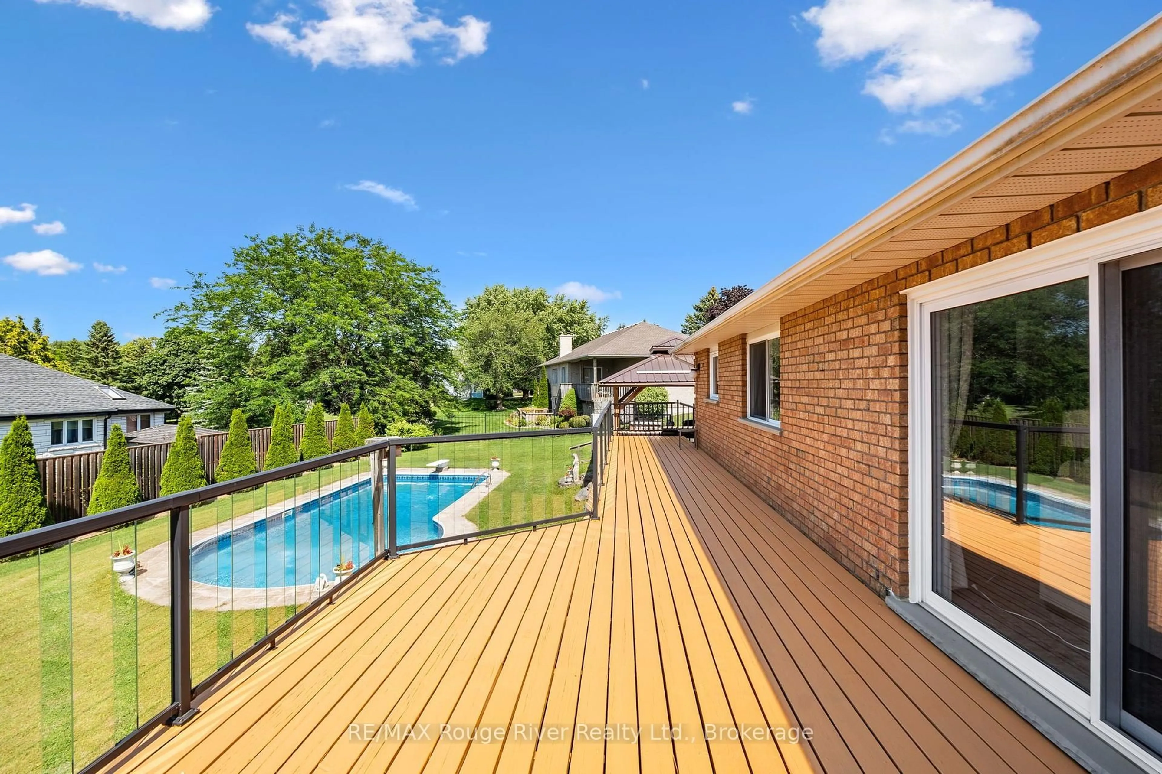 A pic from outside/outdoor area/front of a property/back of a property/a pic from drone, water/lake/river/ocean view for 41 Stoneridge Rd, Hamilton Township Ontario K9A 0Y3