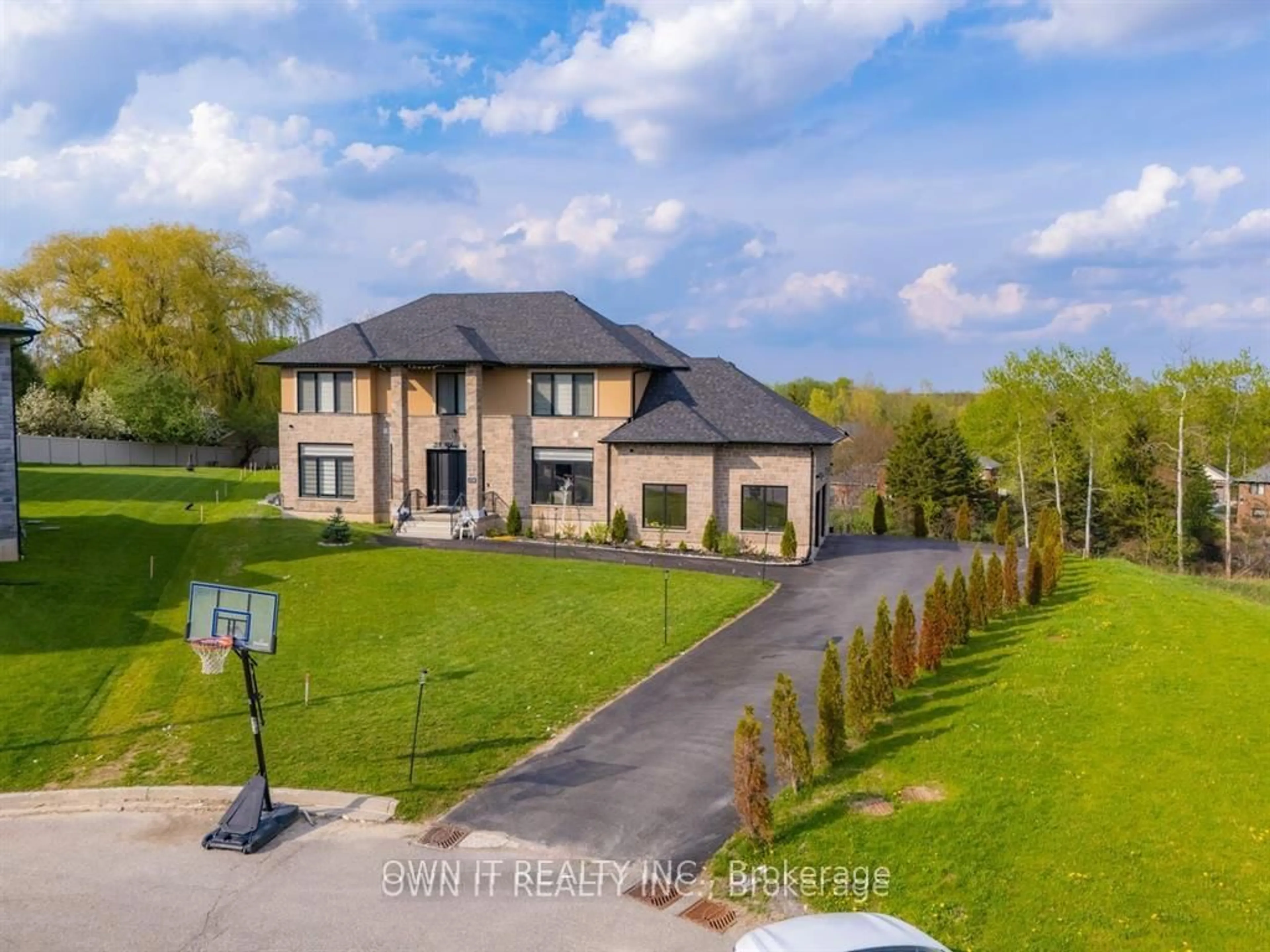 A pic from outside/outdoor area/front of a property/back of a property/a pic from drone, street for 23 YARL Pl, Guelph/Eramosa Ontario N1E 0P4